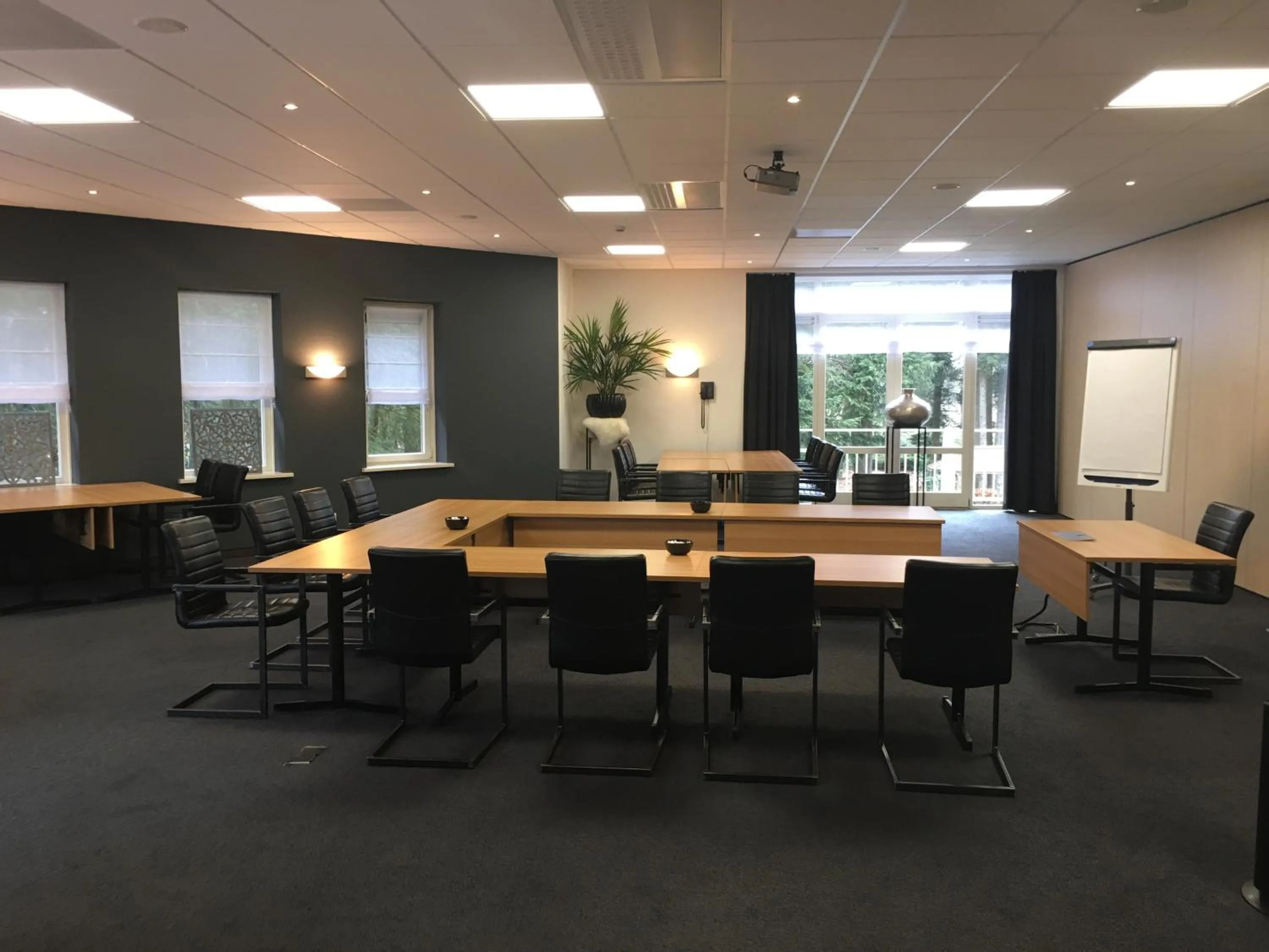 Meeting/conference room in Hotel De Werelt Garderen