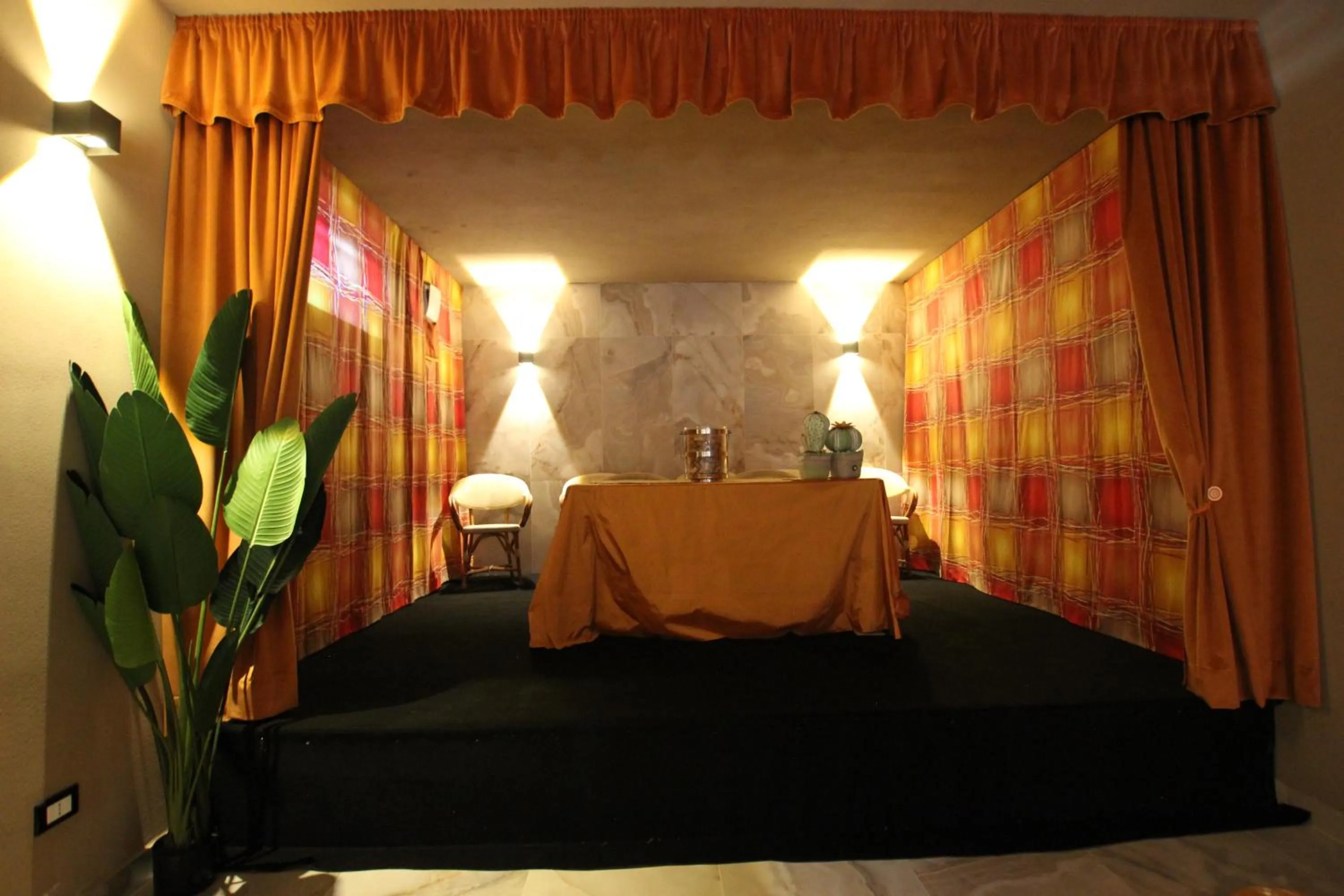 Seating area in Le Maginot Relais