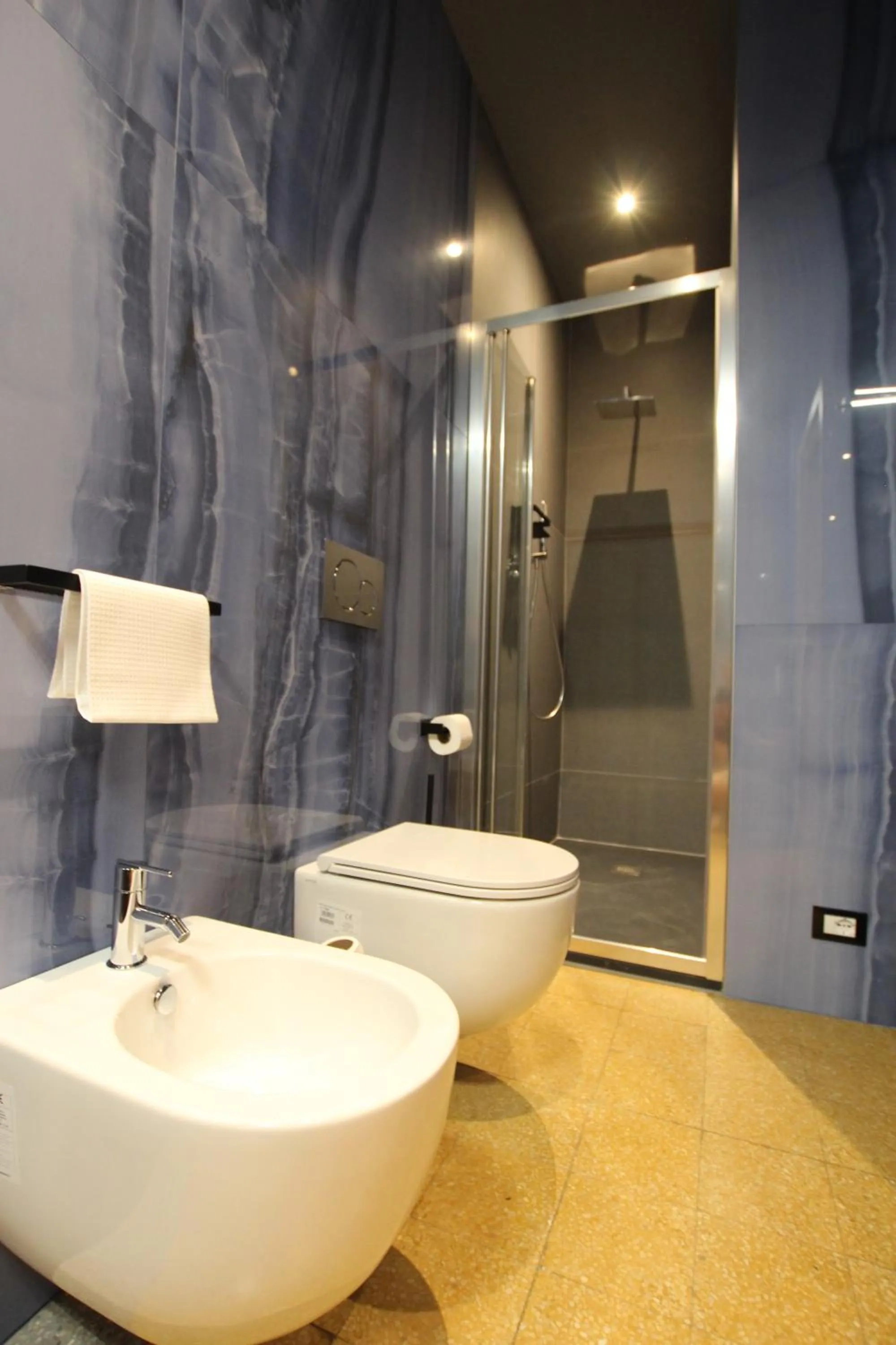 Bathroom in Le Maginot Relais