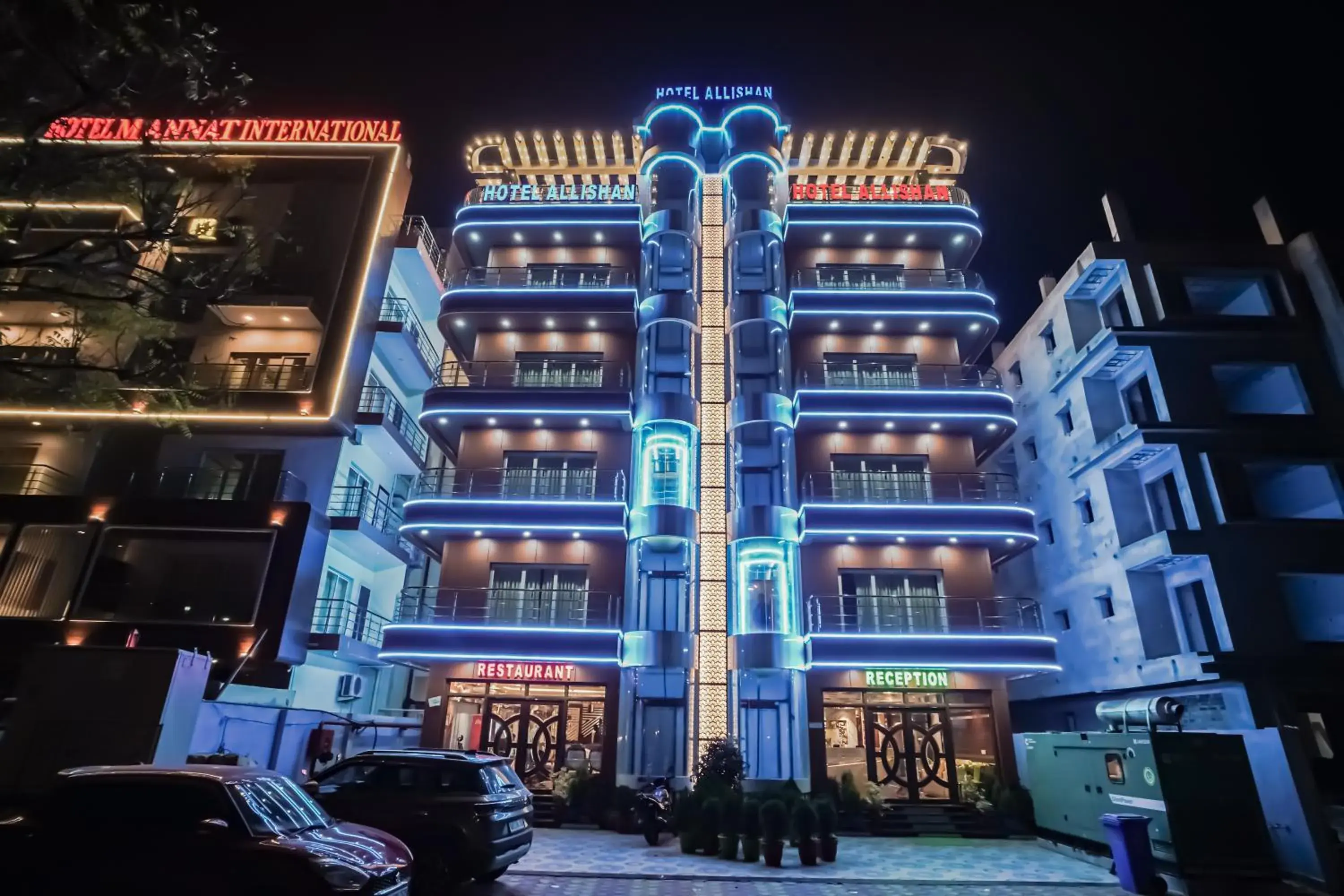 Property building in HOTEL ALLISHAN !! Couple Friendly Hotel Near Science City !! Property building in HOTEL ALLISHAN !! Couple Friendly Hotel Near Science City !!