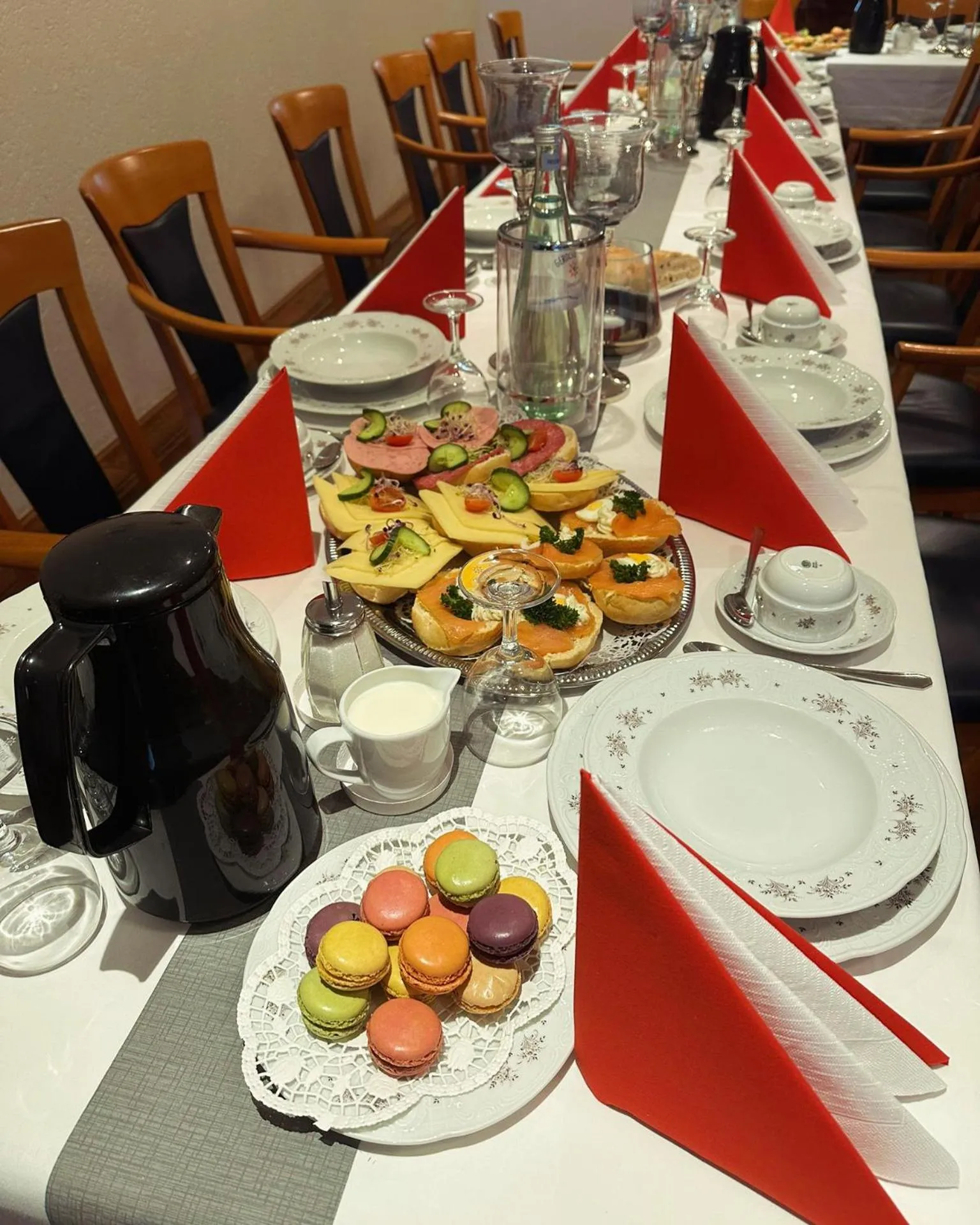 Restaurant/places to eat in Hotel zu den Linden