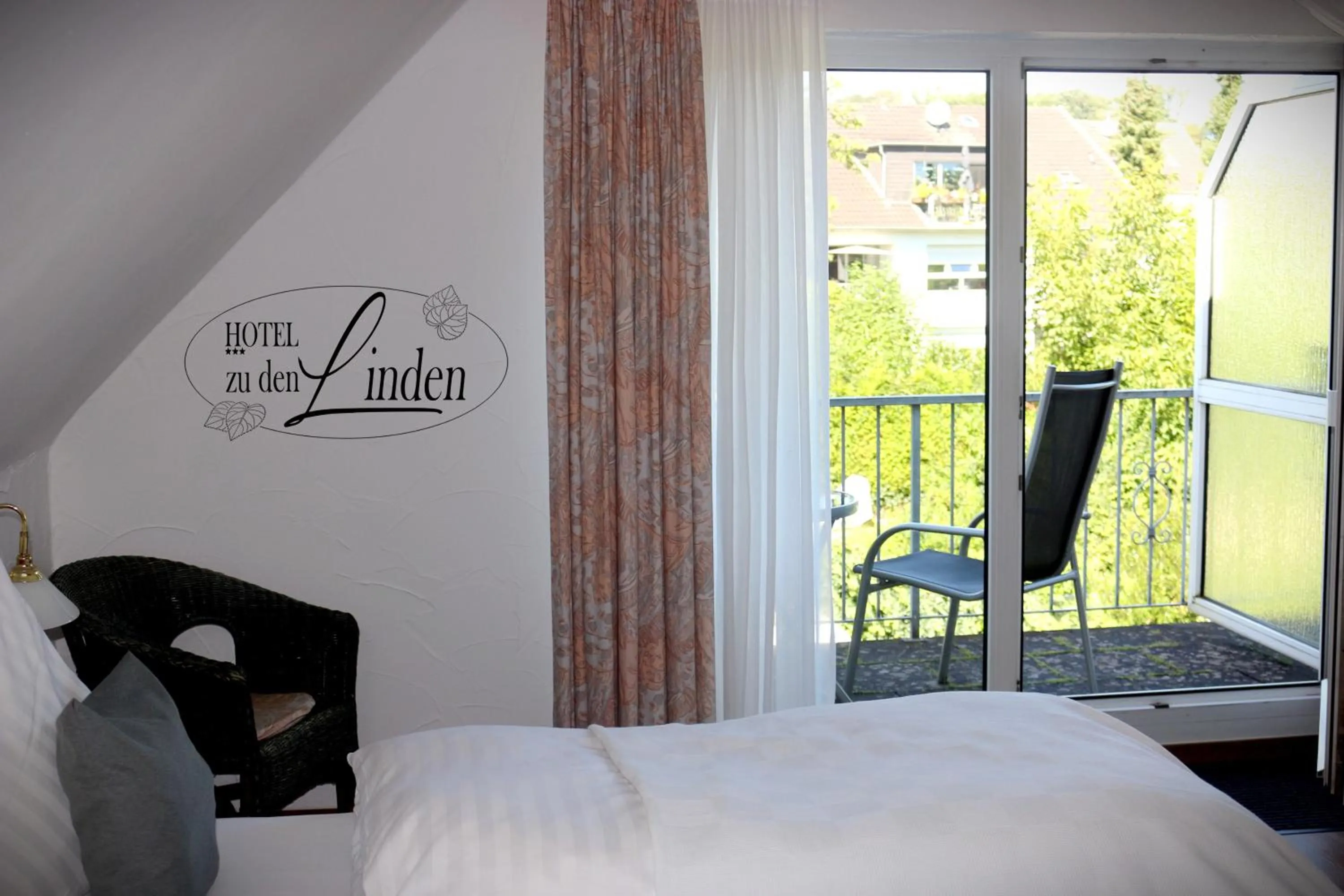 View (from property/room), Bed in Hotel zu den Linden