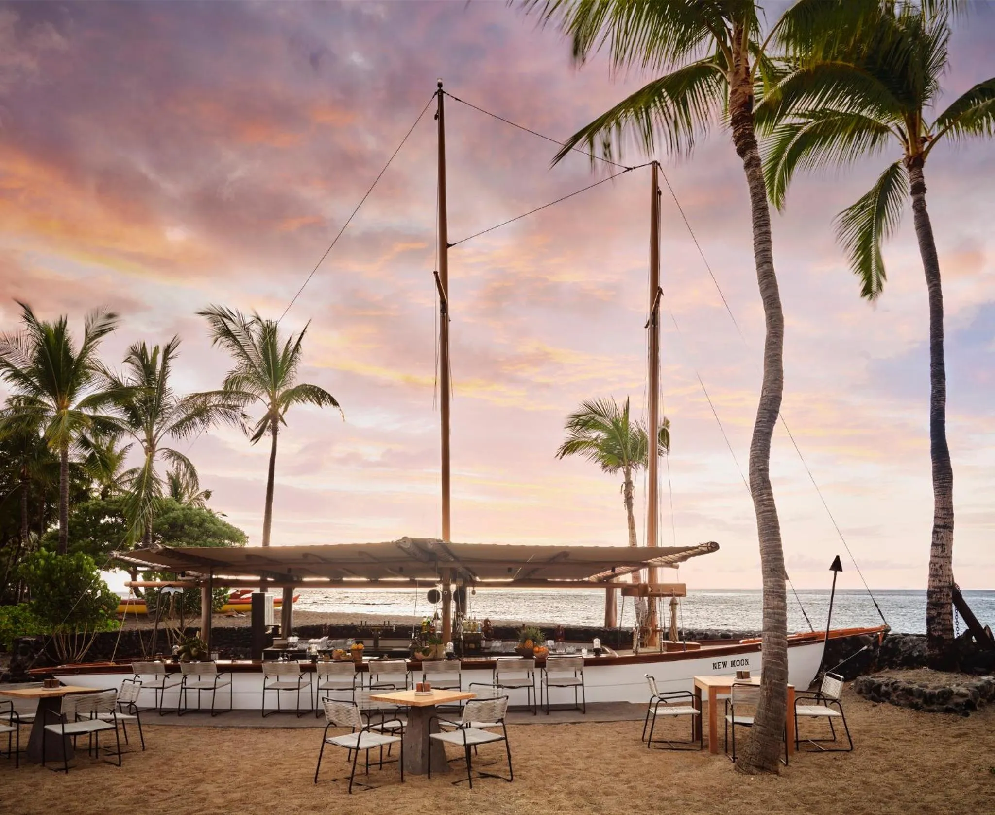 Restaurant/places to eat in Kona Village A Rosewood Resort