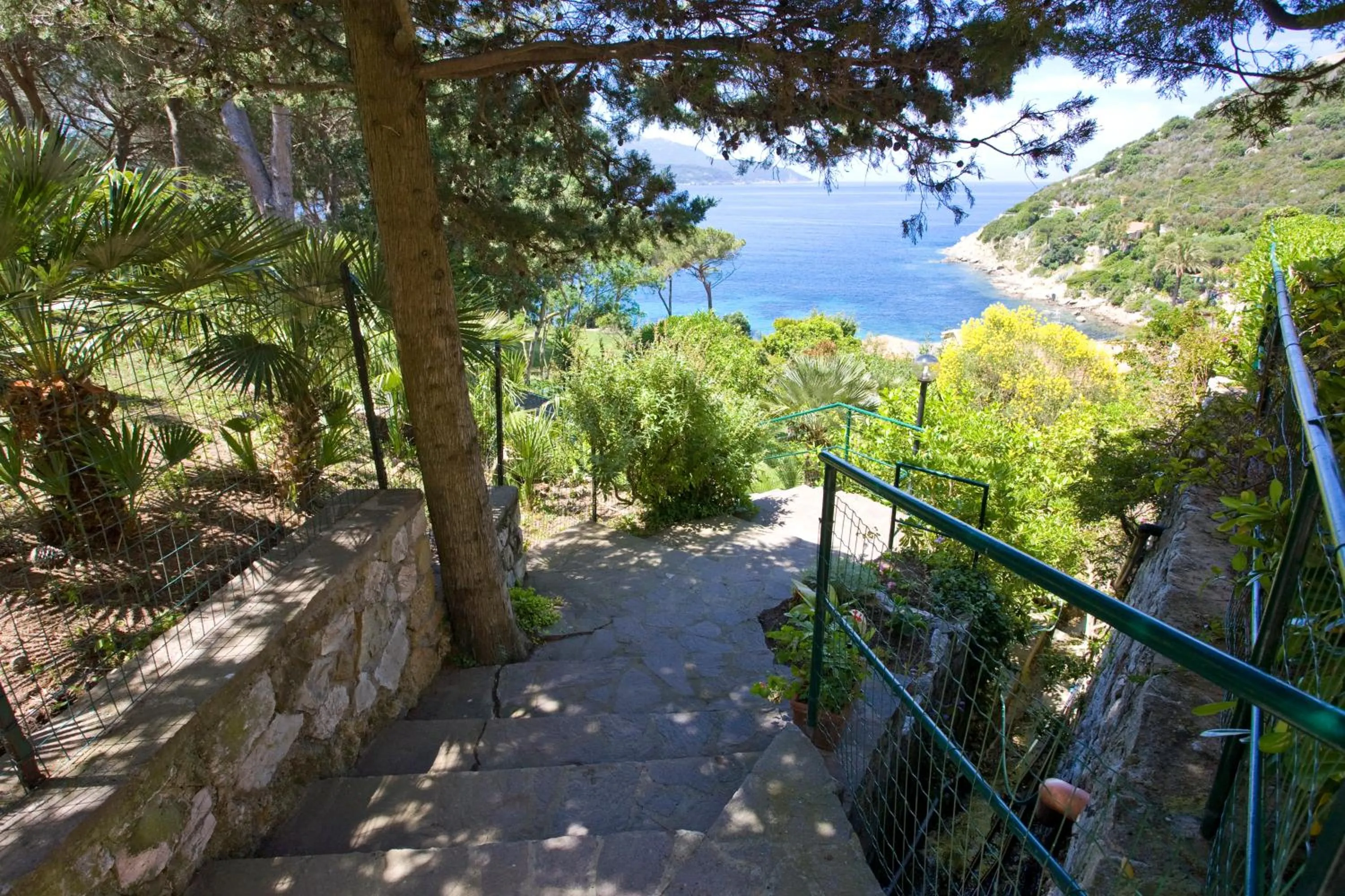 Facade/entrance in Appartamenti Panorama