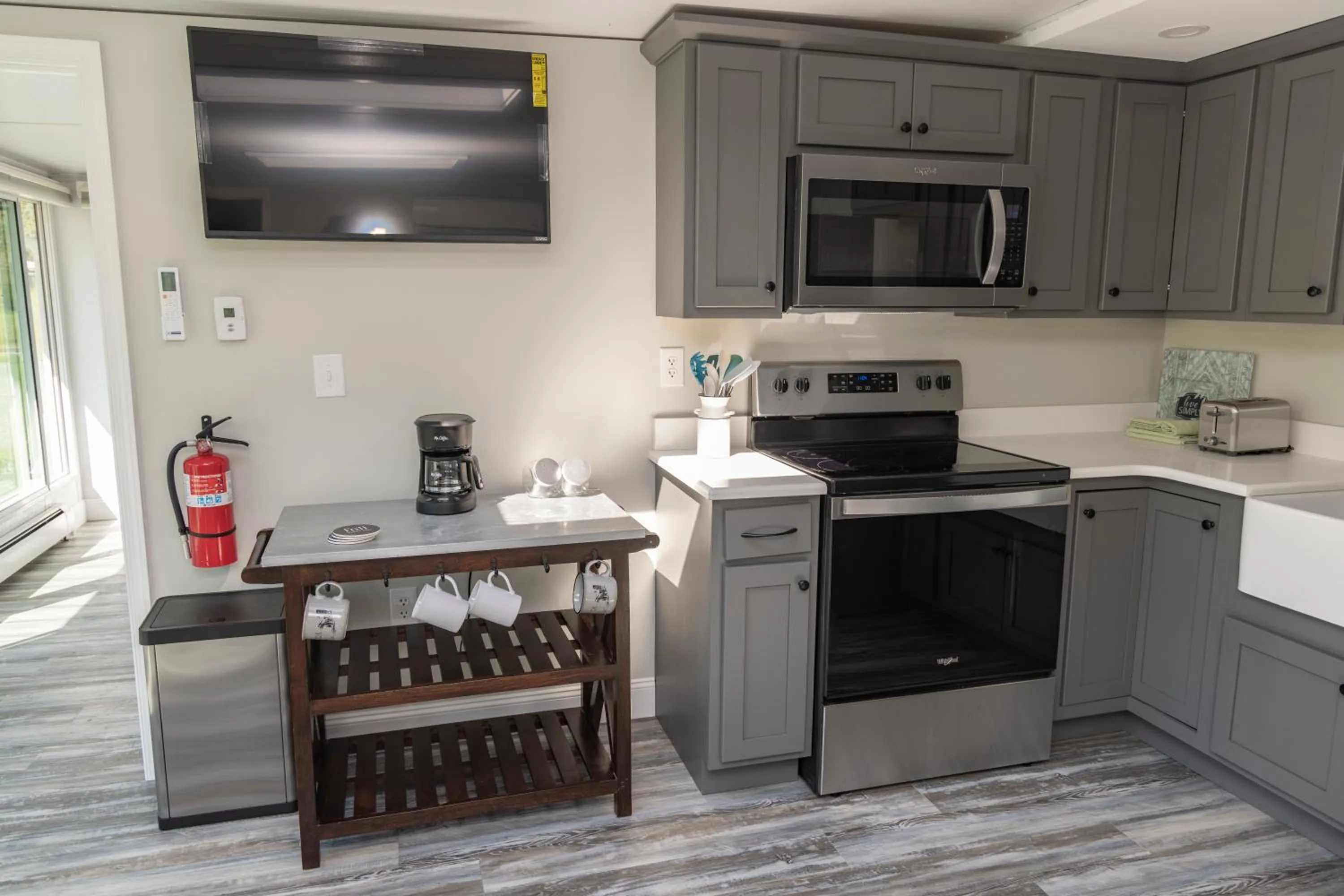 Coffee/tea facilities in Stony Fork Inn