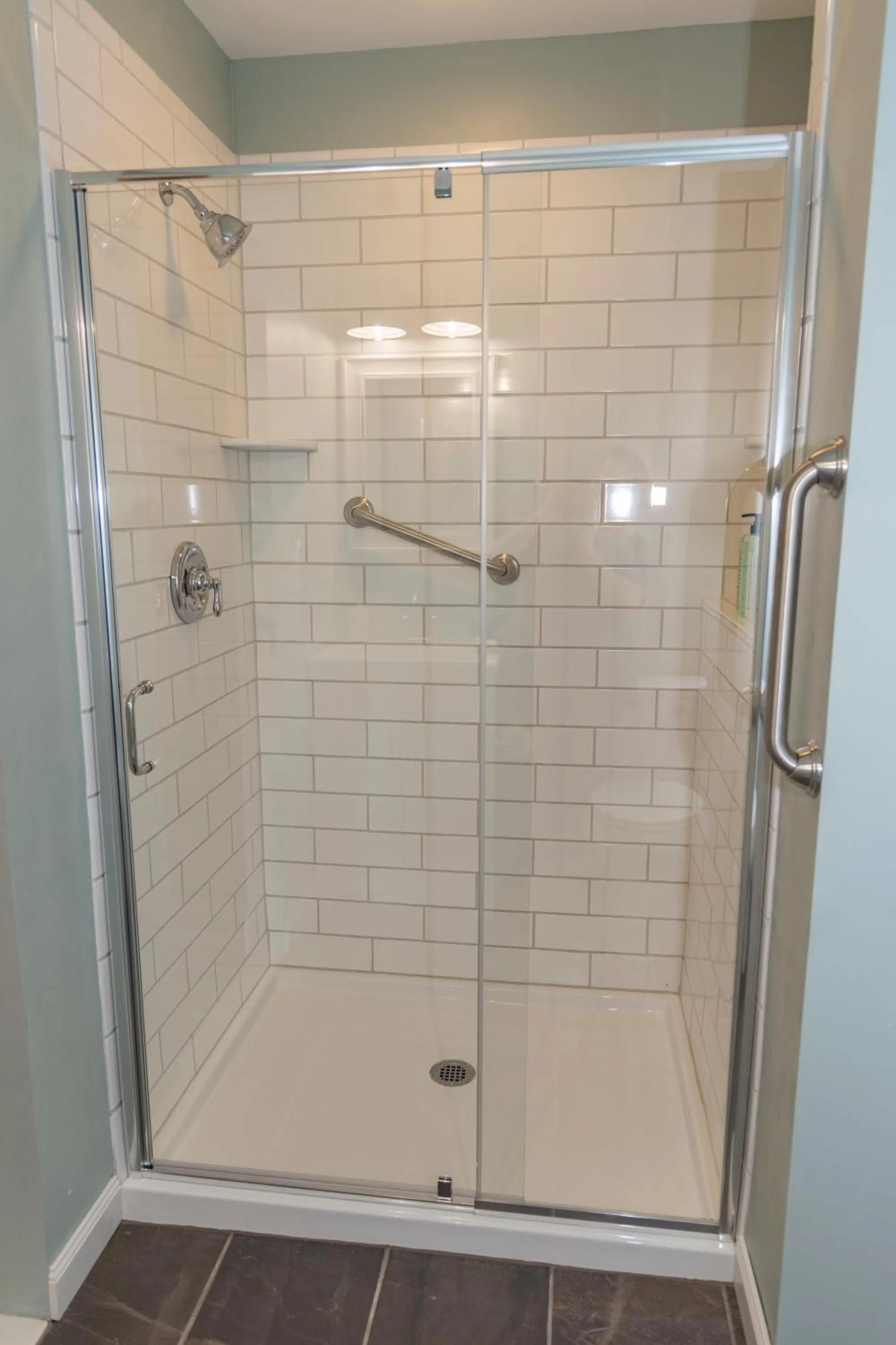 Shower in Stony Fork Inn