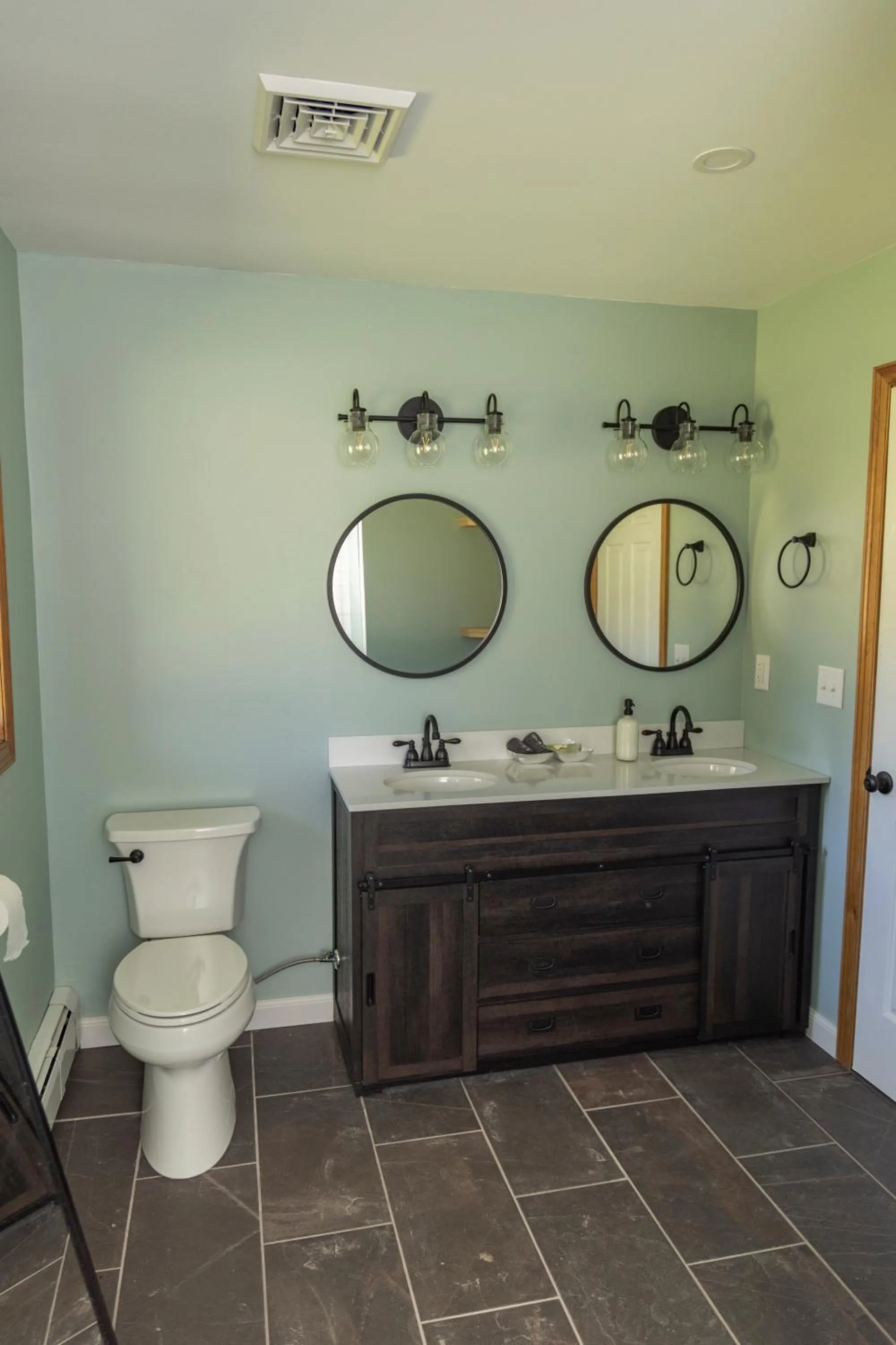 Shower in Stony Fork Inn