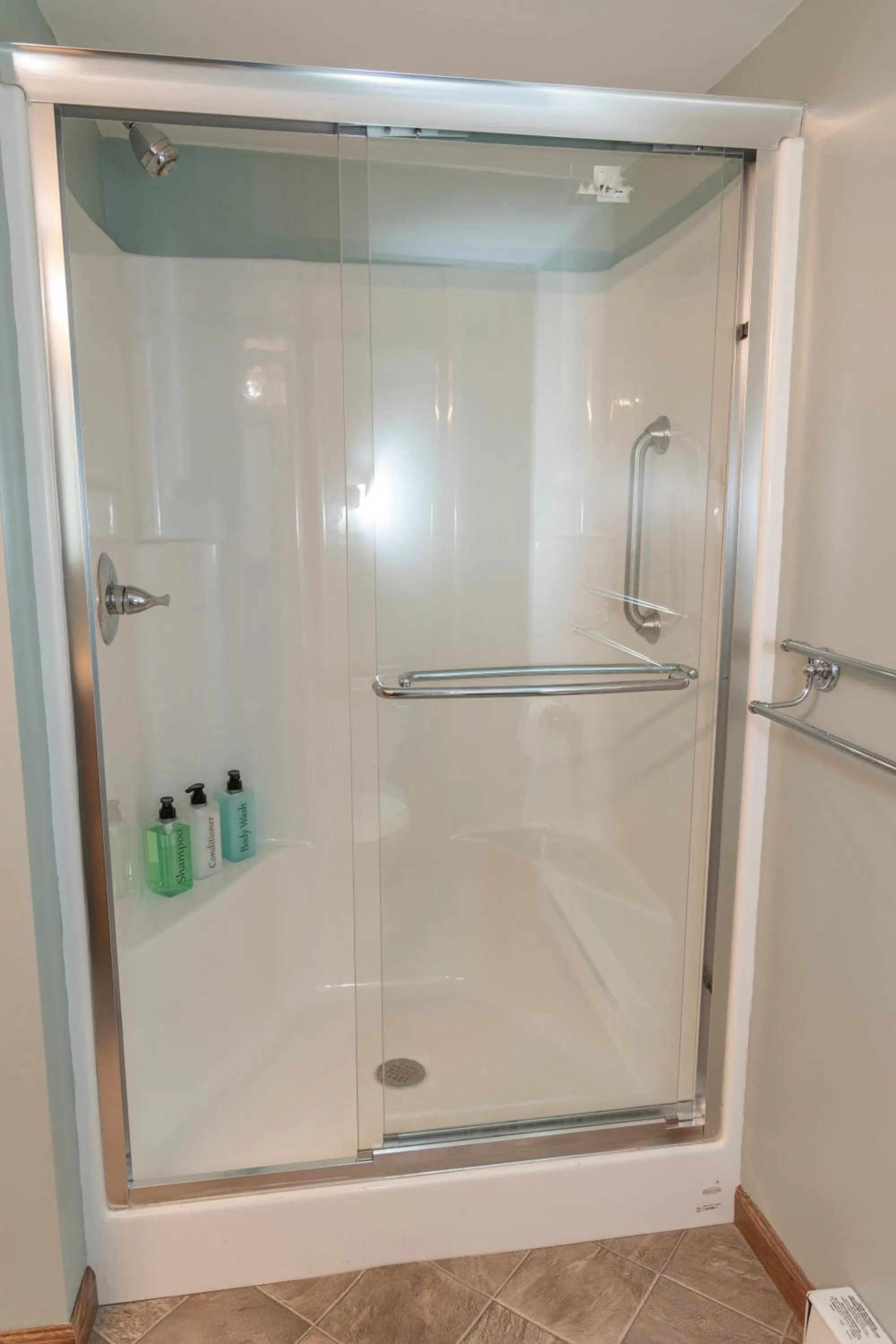 Shower in Stony Fork Inn