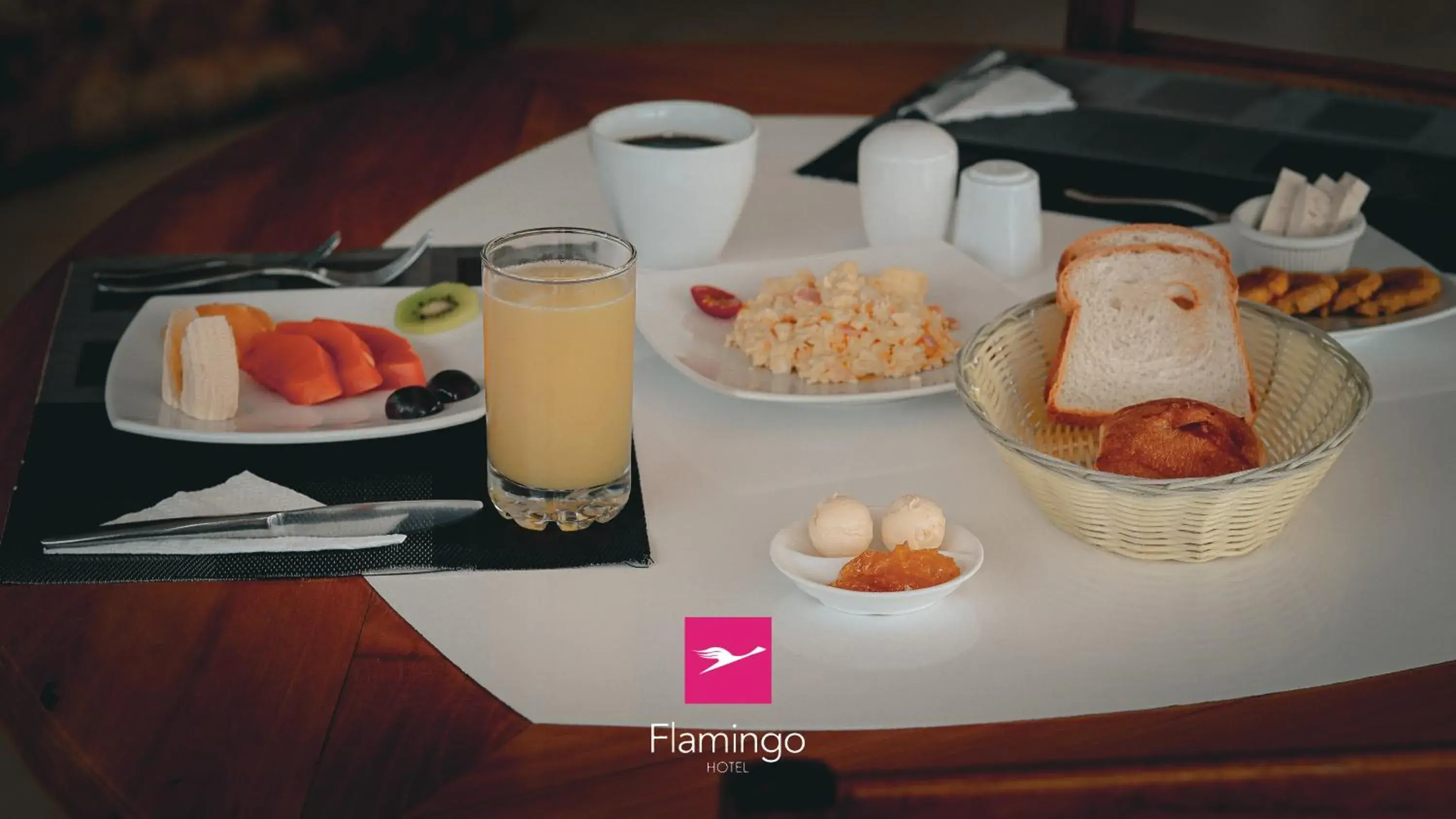 Food and drinks in Hotel Flamingo Food and drinks in Hotel Flamingo