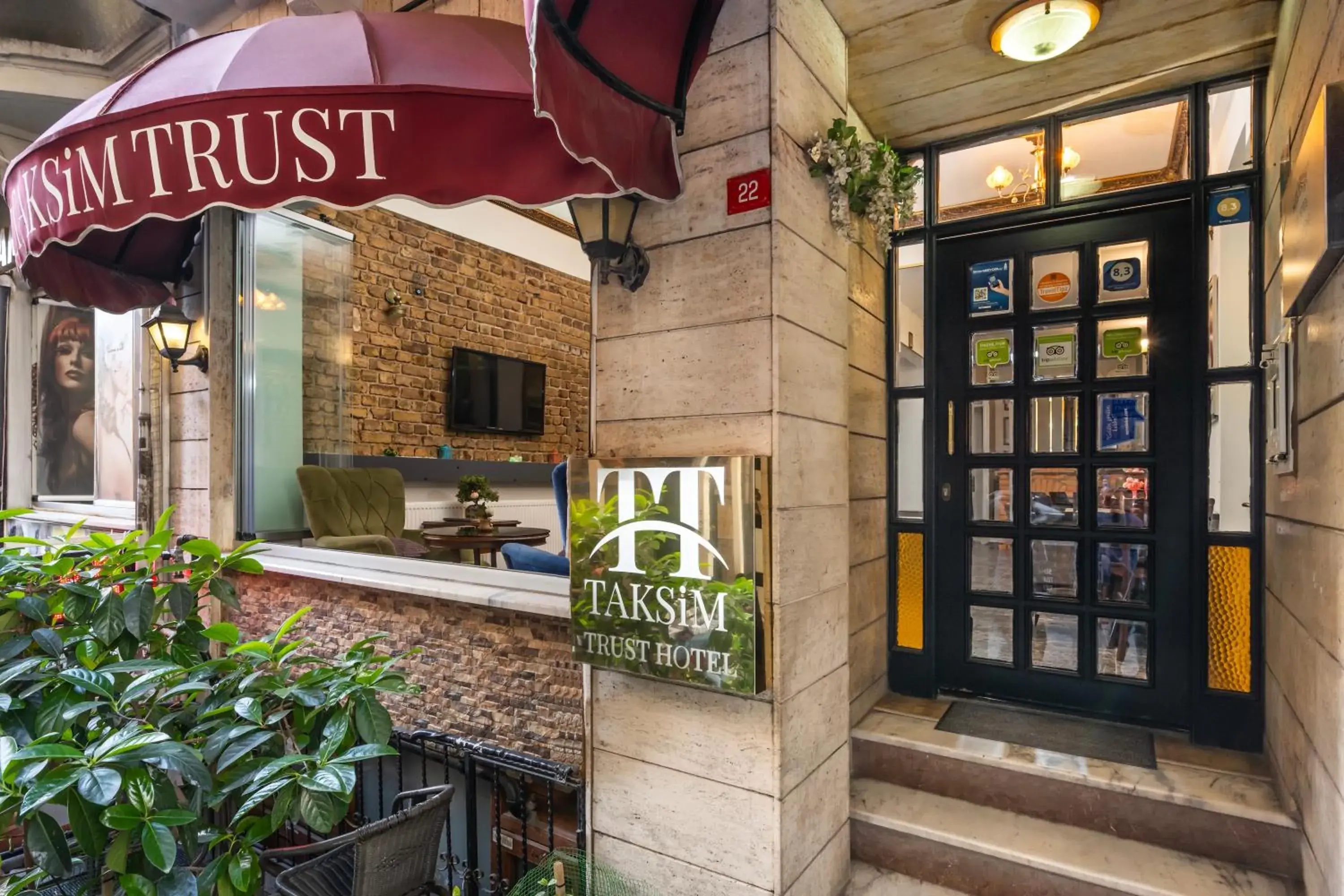 Facade/entrance in Taksim Trust Hotel Facade/entrance in Taksim Trust Hotel