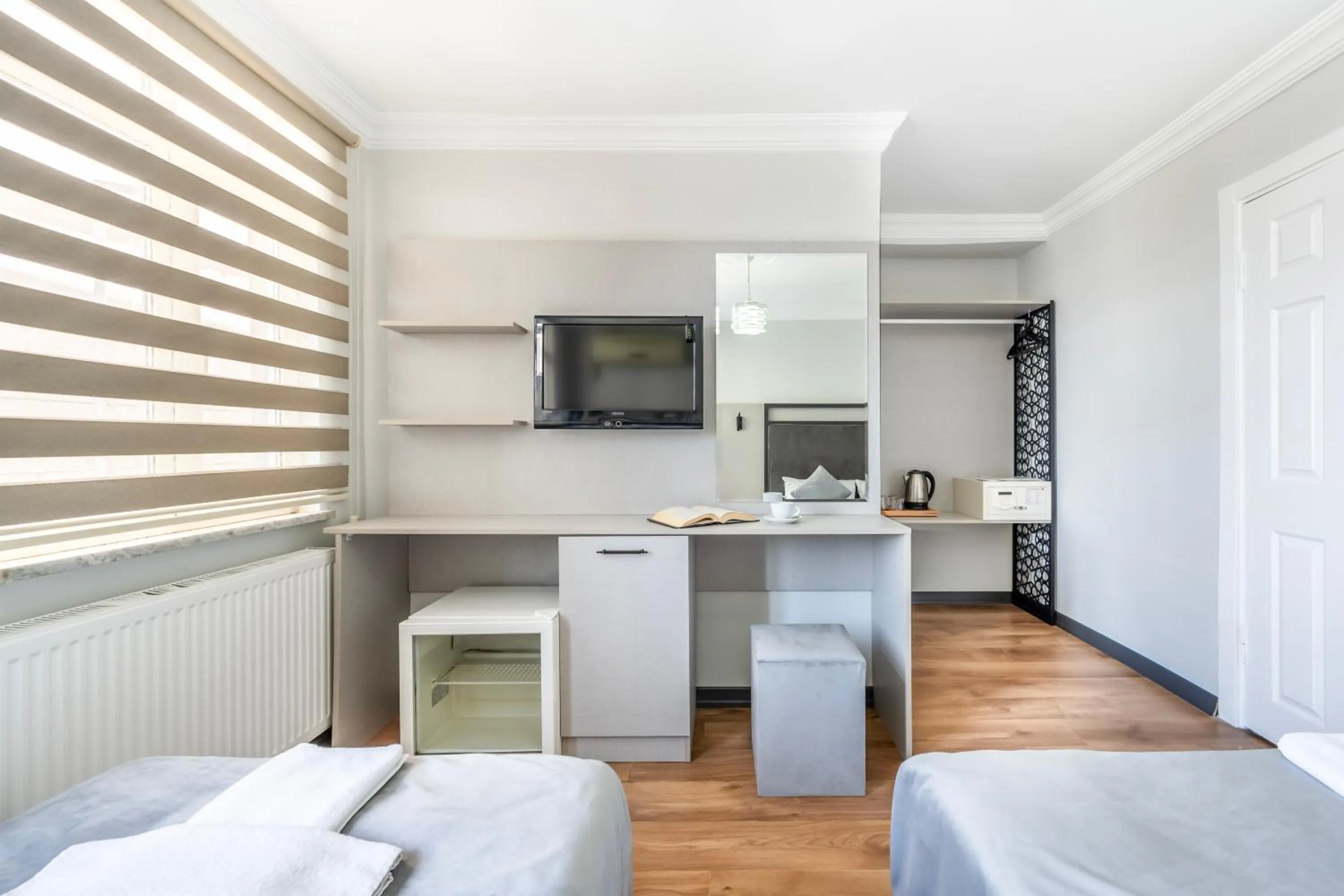 TV and multimedia, Bed in Taksim Trust Hotel