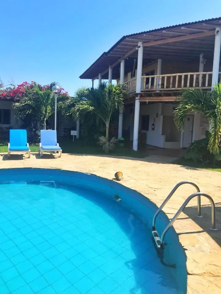Swimming pool in Mancora y Sol