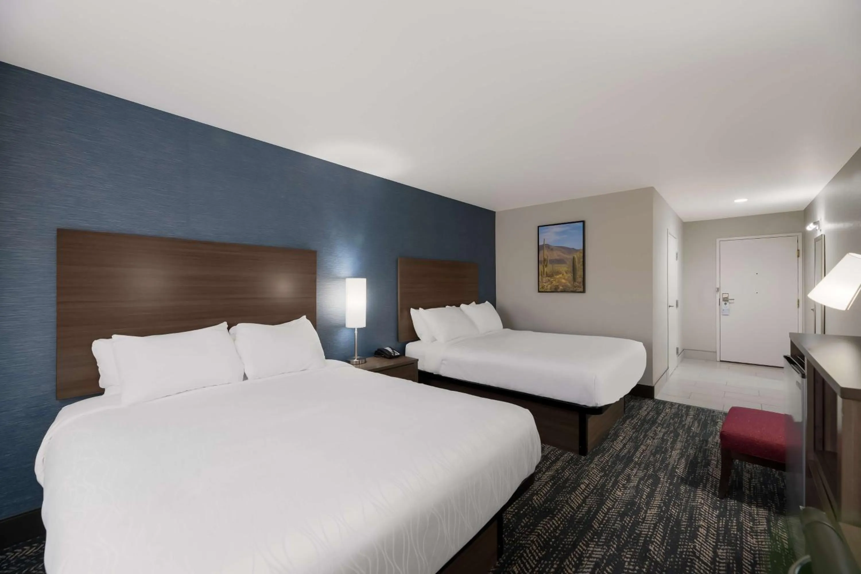 Bedroom, Bed in Best Western Bellemont Shadow Mountain Inn