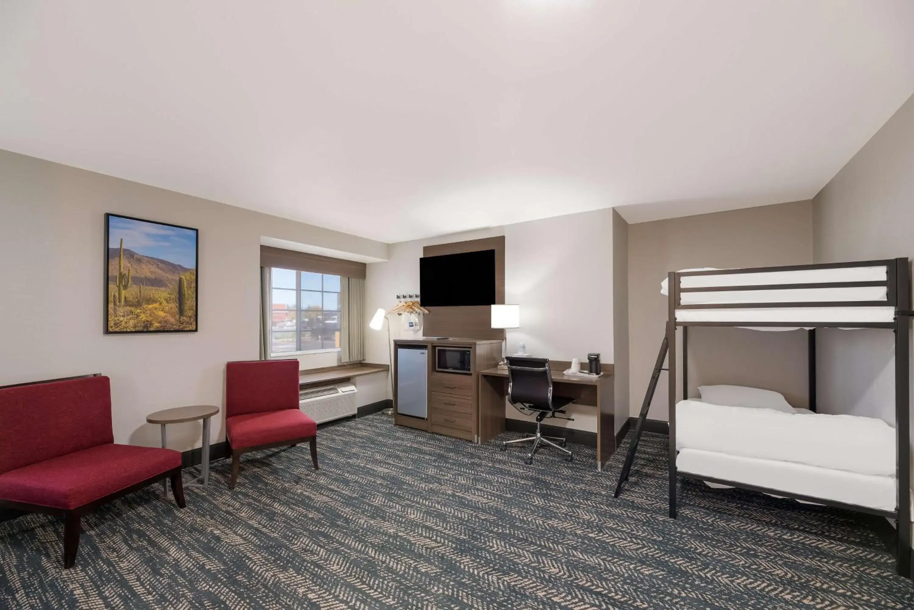 TV and multimedia, Bed in Best Western Bellemont Shadow Mountain Inn TV and multimedia, Bed in Best Western Bellemont Shadow Mountain Inn