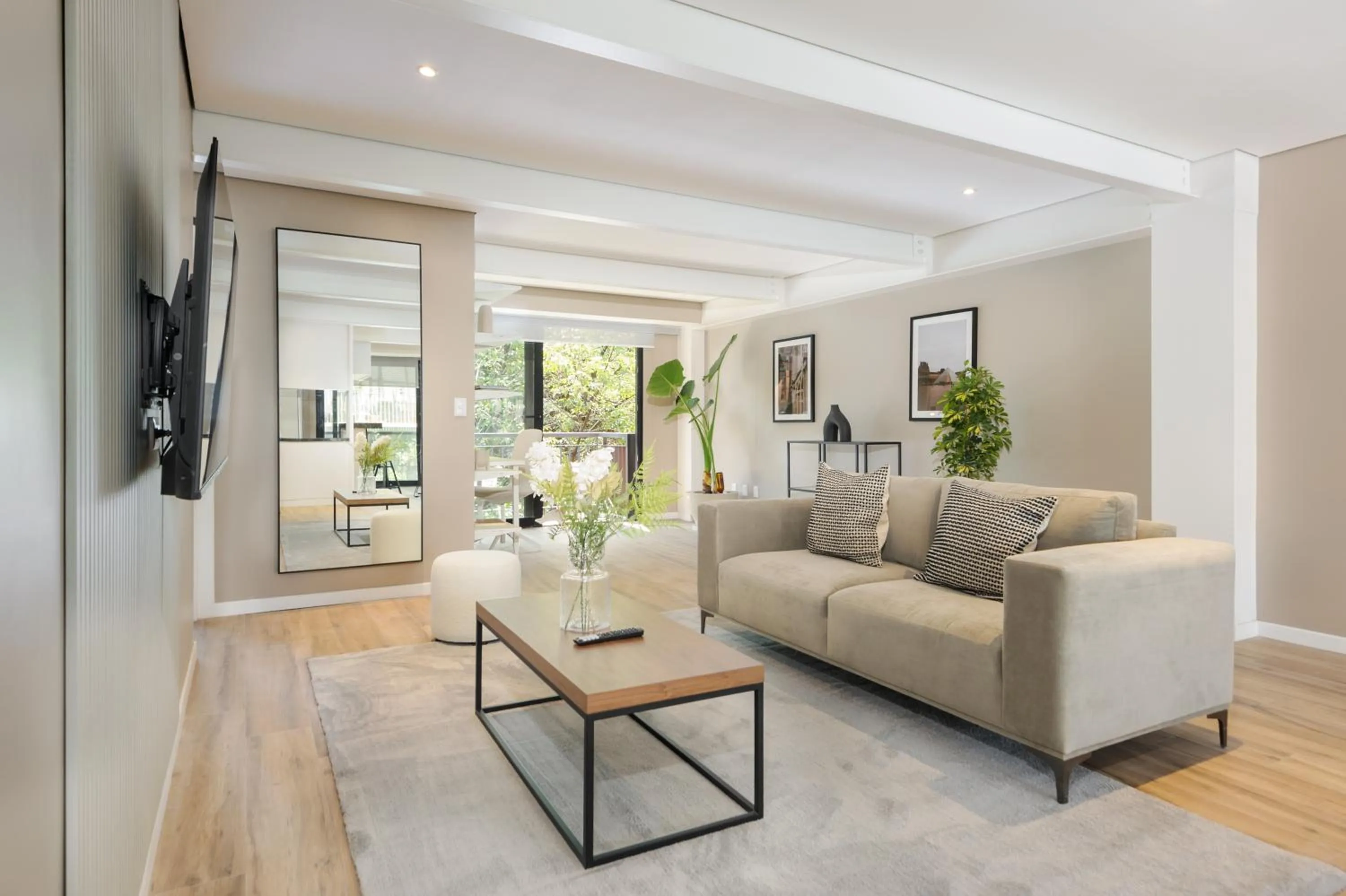 Living room in Nuevo Leon 155 by Wynwood House