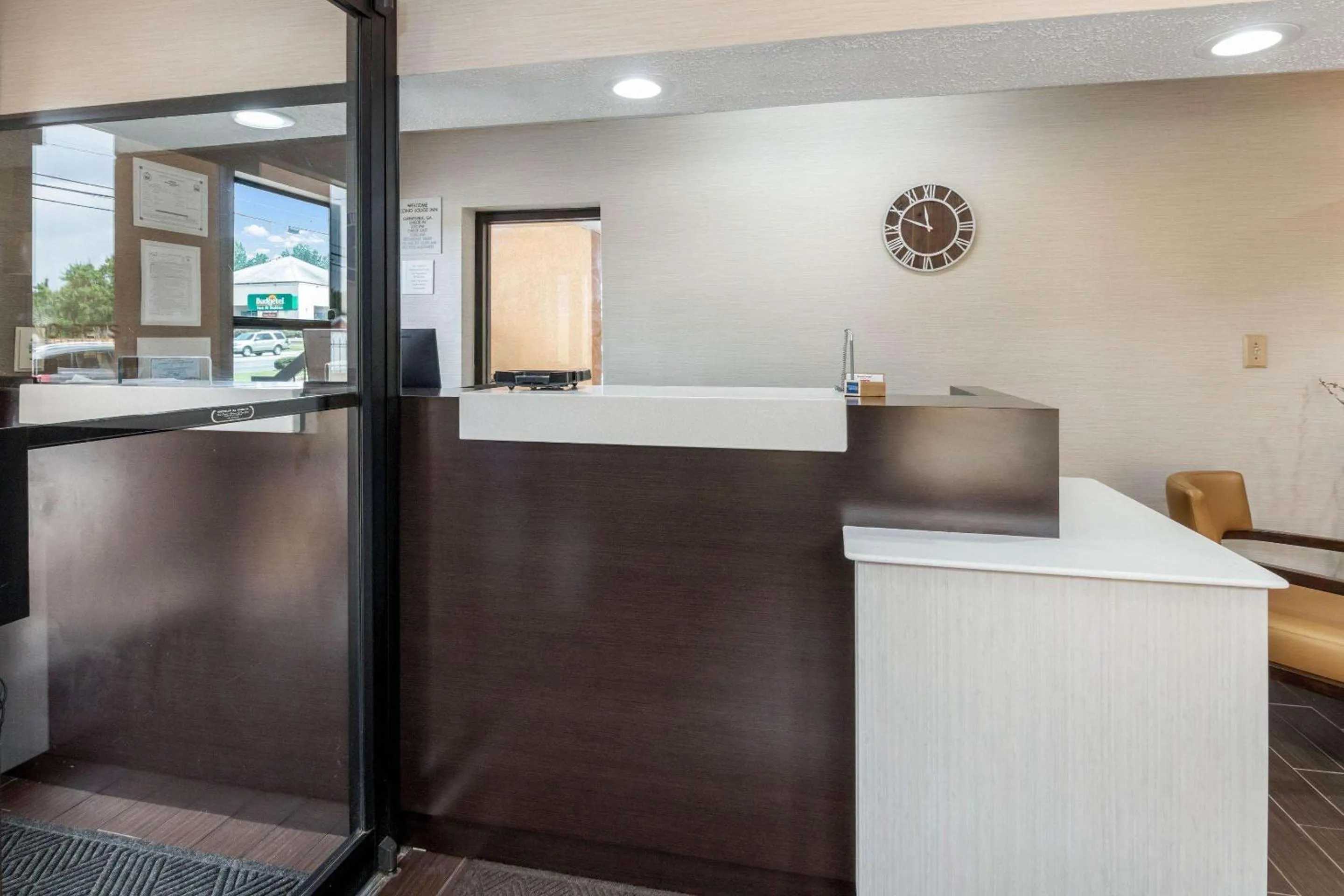 Lobby or reception in Econo Lodge Gainesville Downtown Area