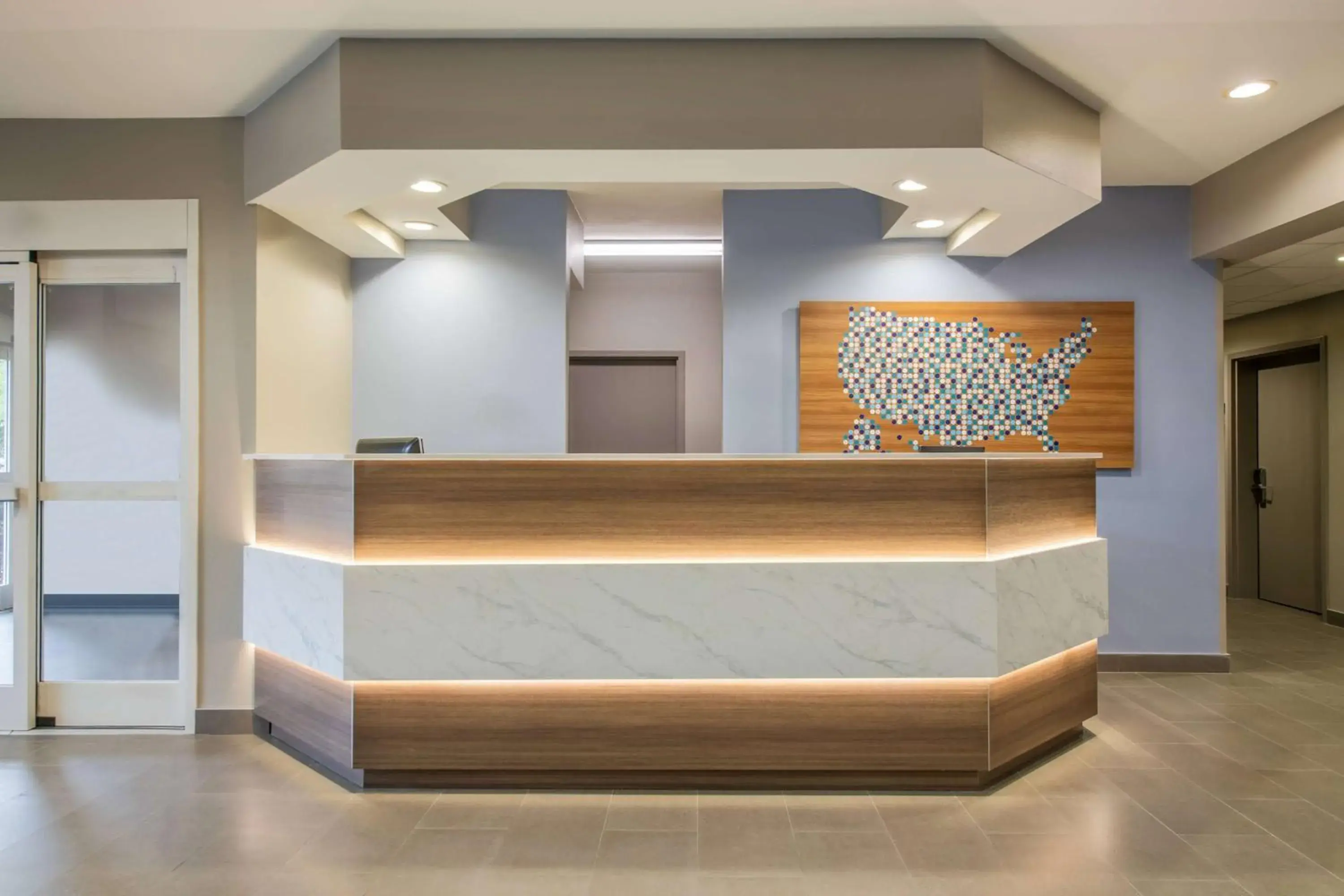 Lobby or reception in Microtel Inn and Suites by Wyndham Anderson SC Lobby or reception in Microtel Inn and Suites by Wyndham Anderson SC