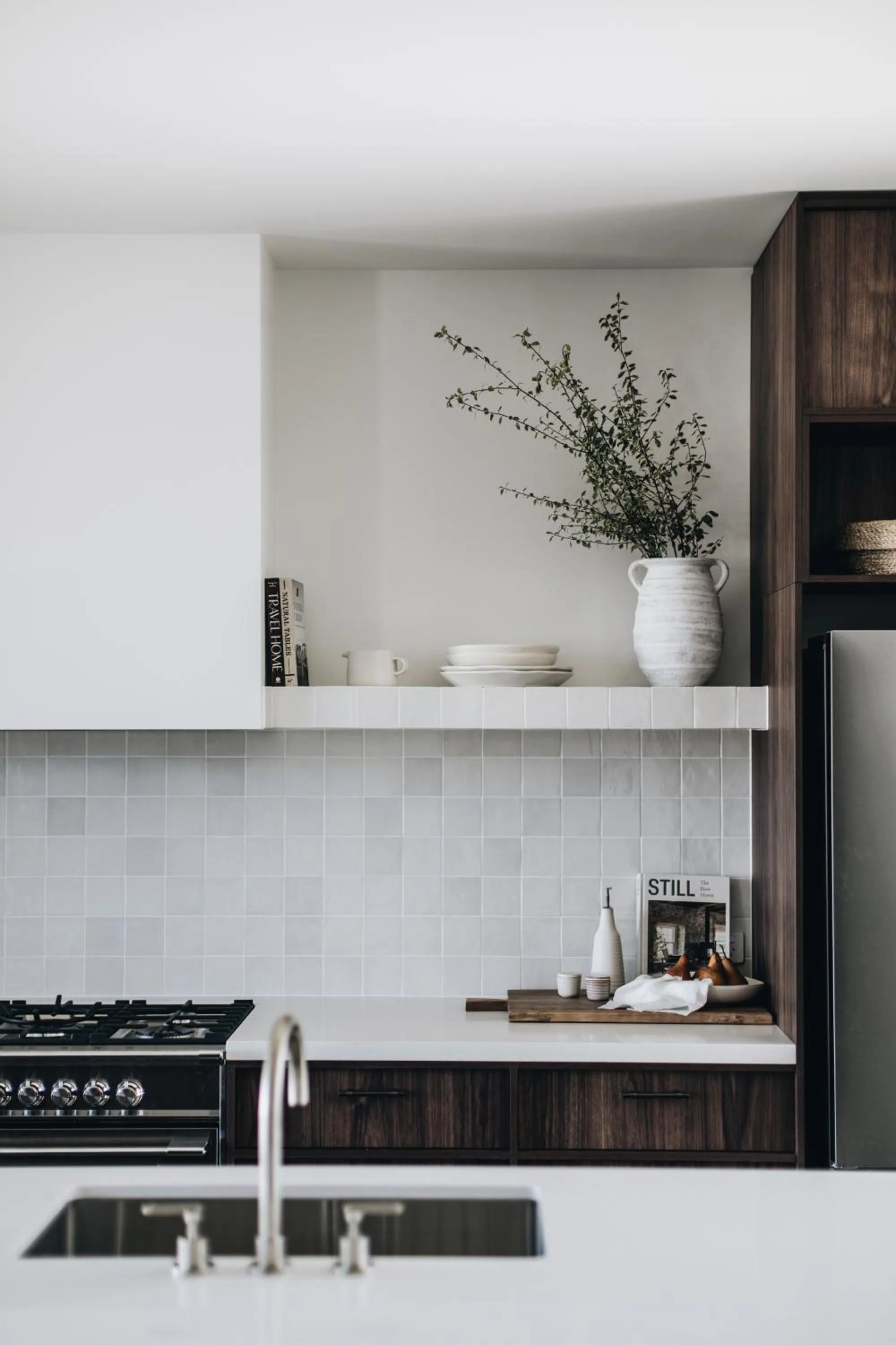 Kitchen or kitchenette in Maple Cottages, Berry - by Linnaeus Collection
