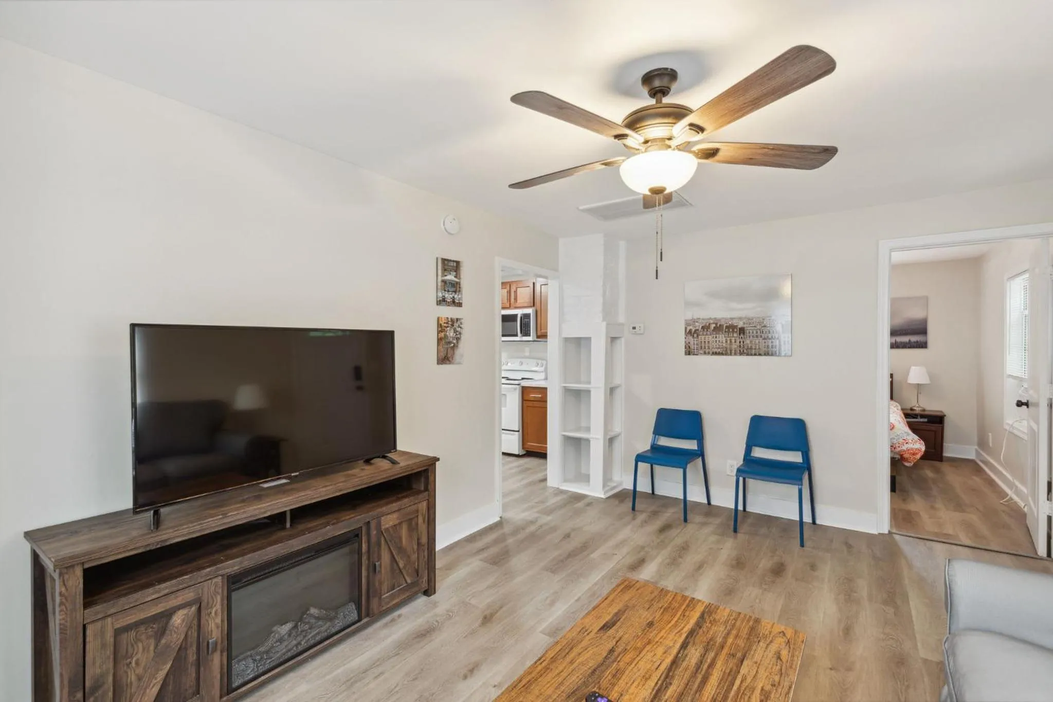 Elm Two Bedroom House in Historic Loveland