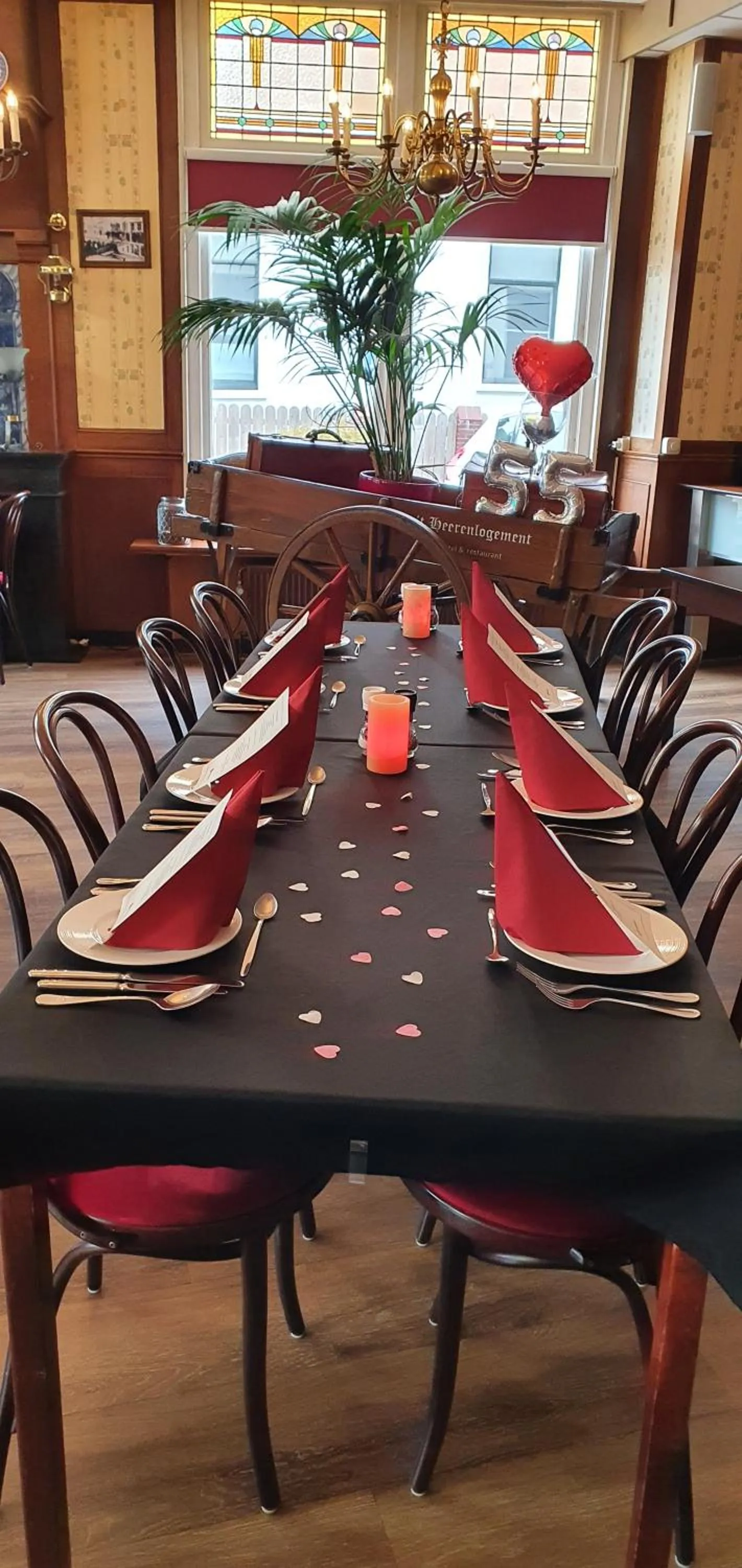 Restaurant/places to eat in Hotel Restaurant 't Heerenlogement