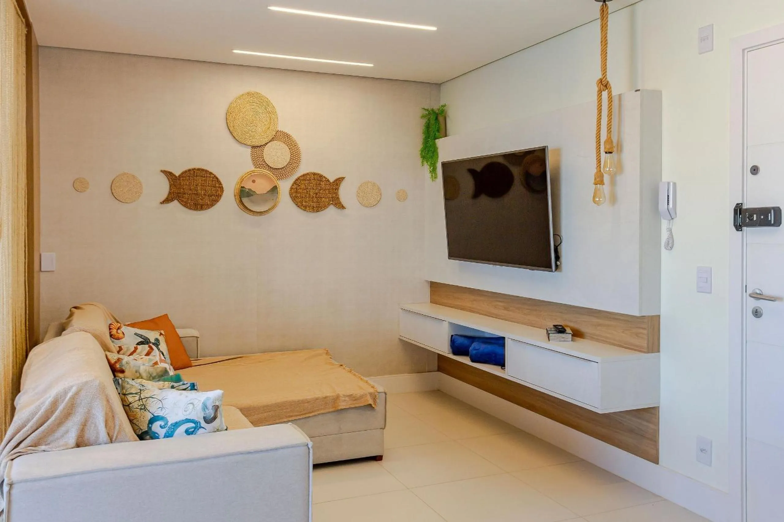 Living room, Bed in Venice Home Club - Balneário Piçarras