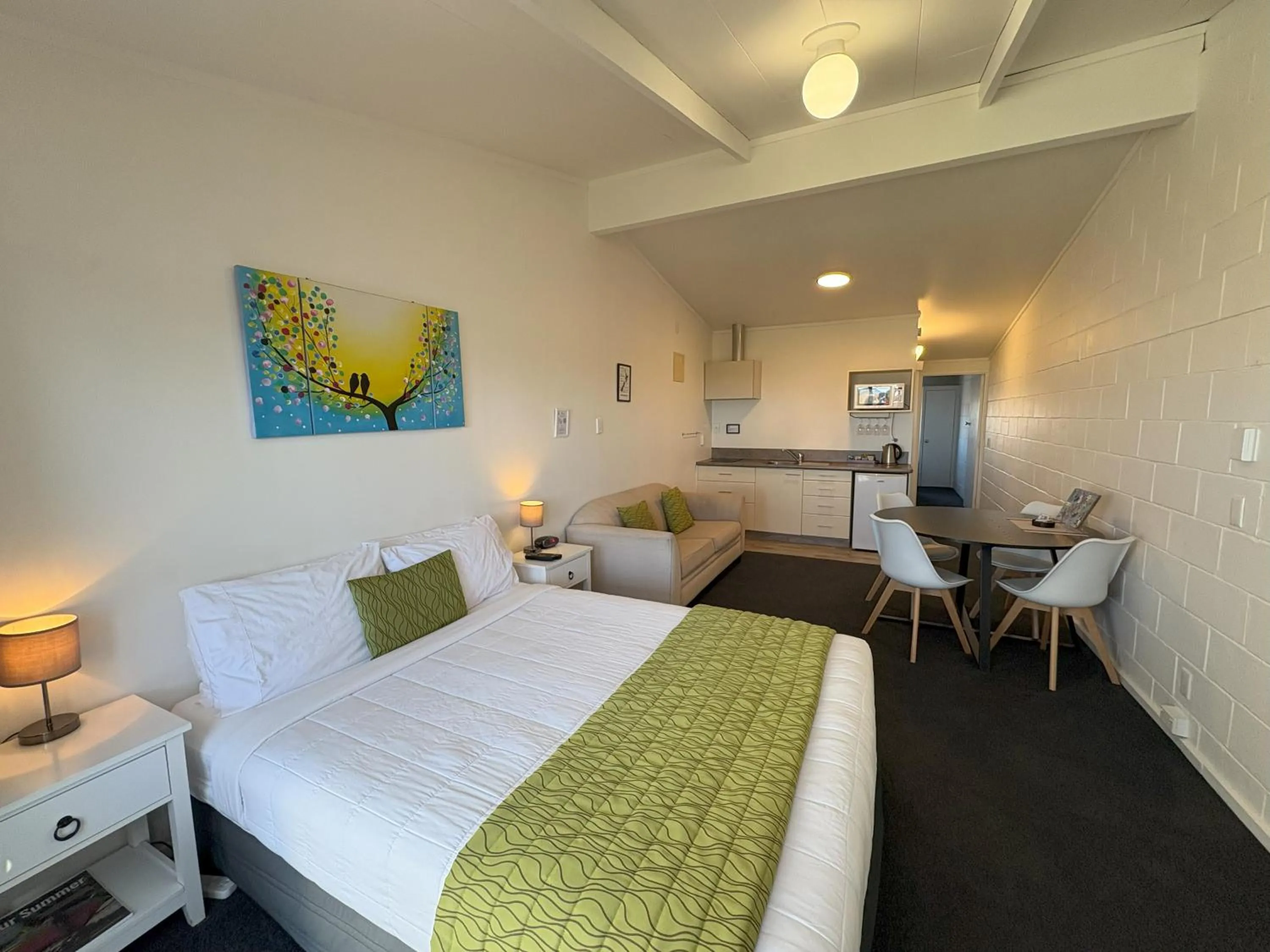 Bed in Baileys At The Beach