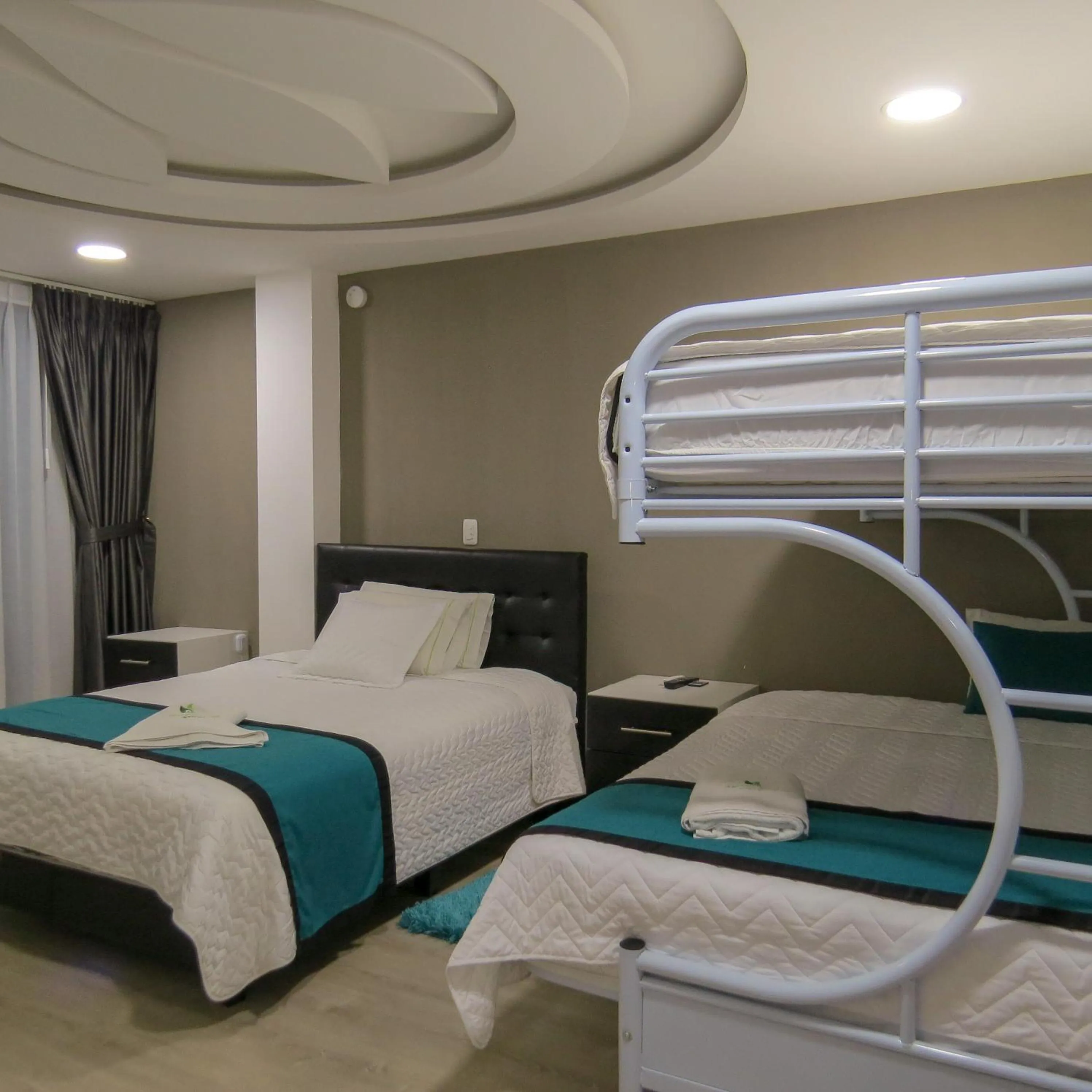 Bed in Hosteria Airport Garden