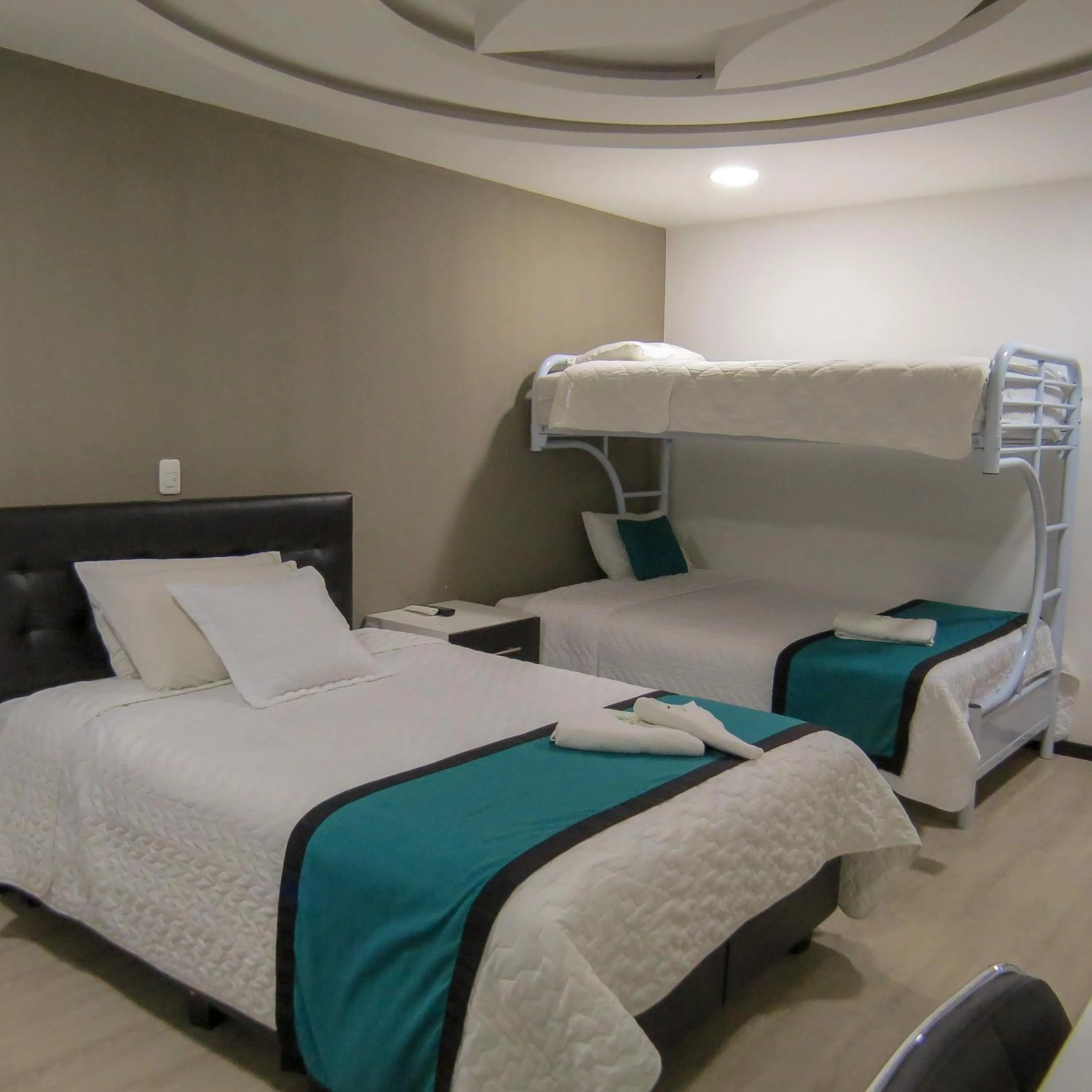 Bed in Hosteria Airport Garden