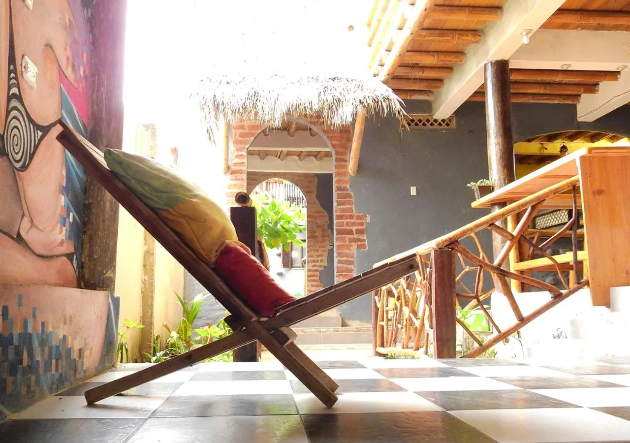 Garden in La Facha Hostal Restaurant Surf