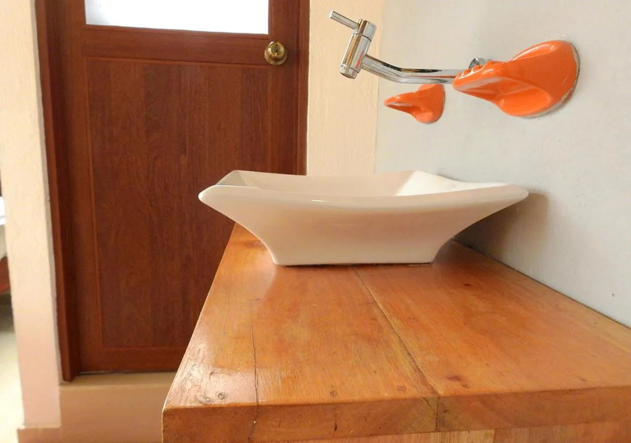 Bathroom in La Facha Hostal Restaurant Surf