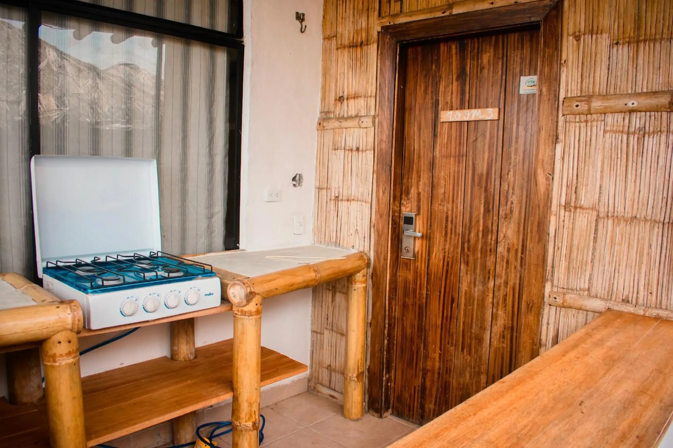 Kitchen or kitchenette in La Facha Hostal Restaurant Surf