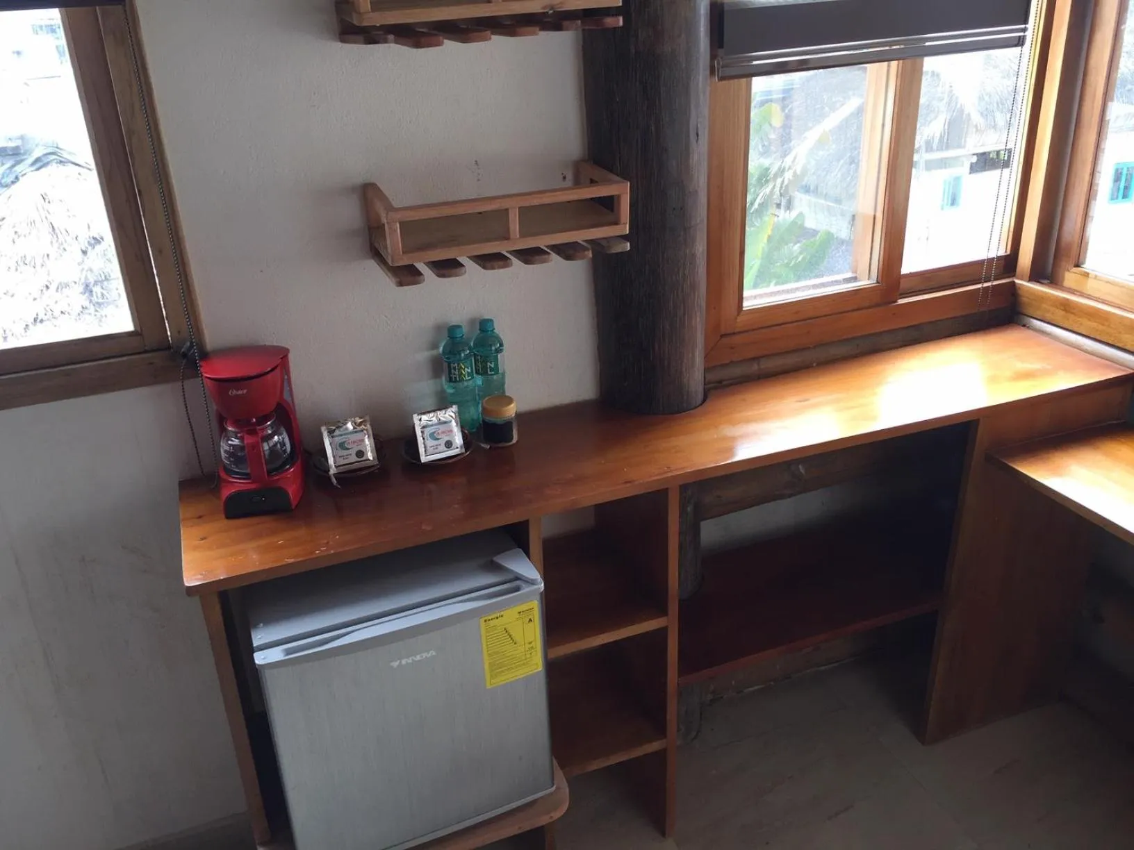 Coffee/tea facilities in La Facha Hostal Restaurant Surf