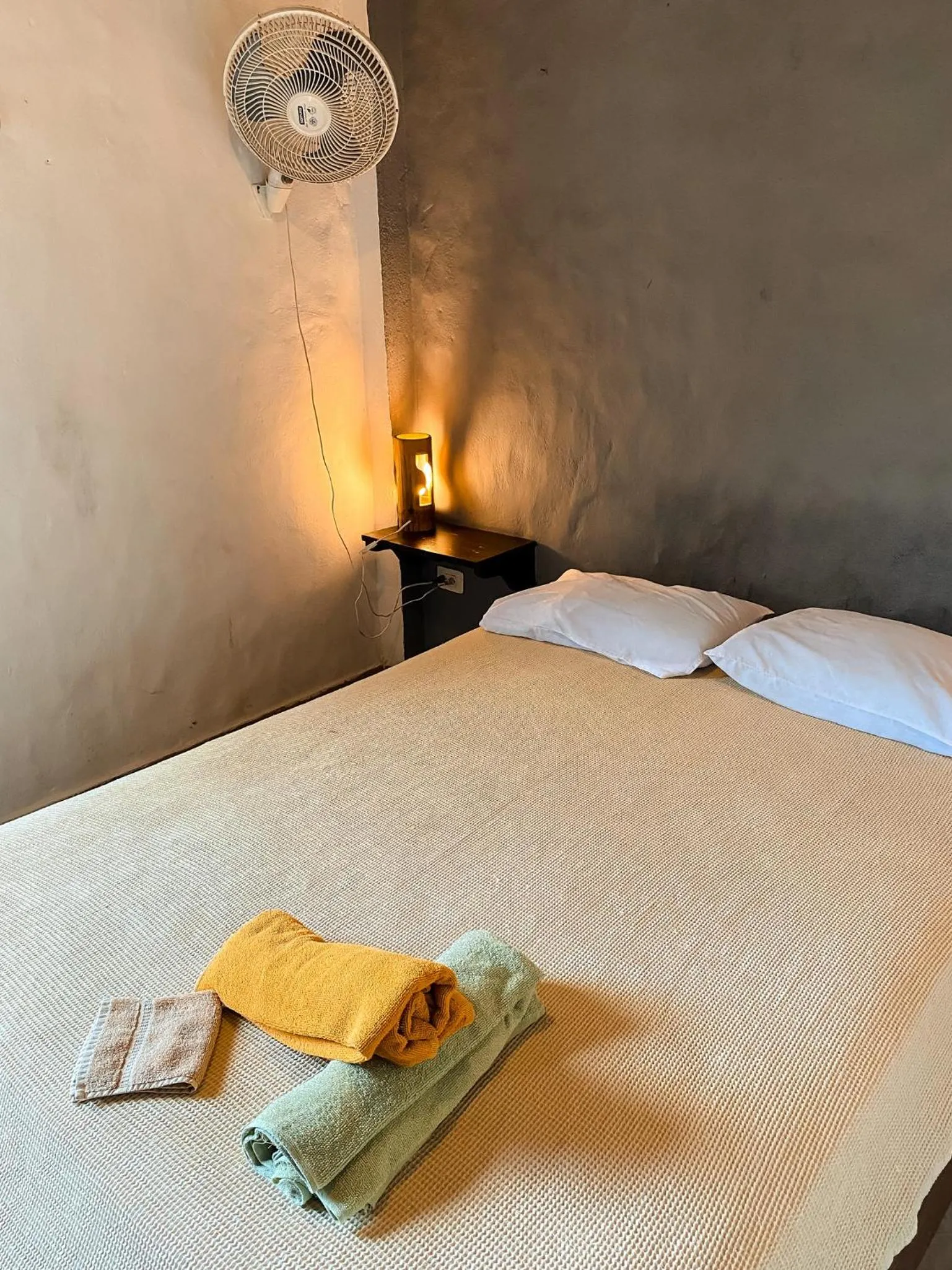 Photo of the whole room, Bed in La Facha Hostal Restaurant Surf