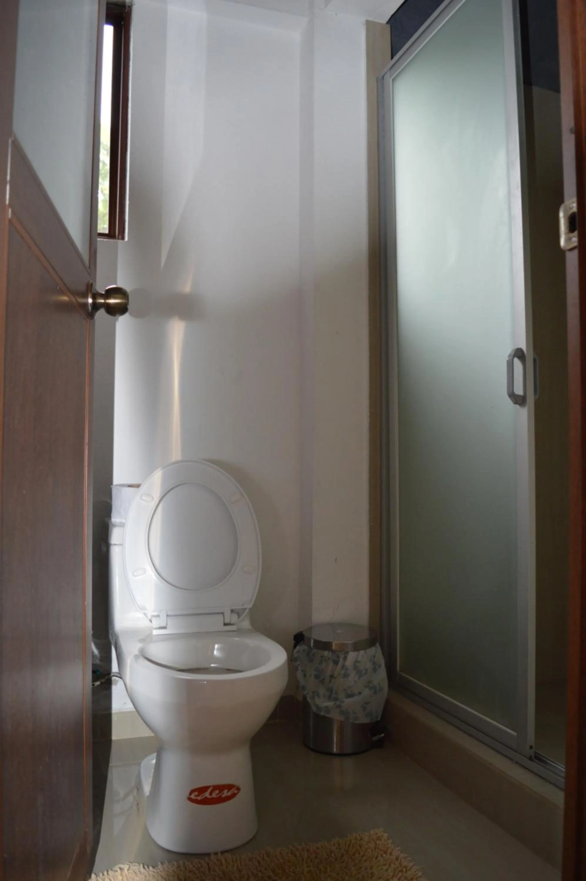 Bathroom in La Facha Hostal Restaurant Surf