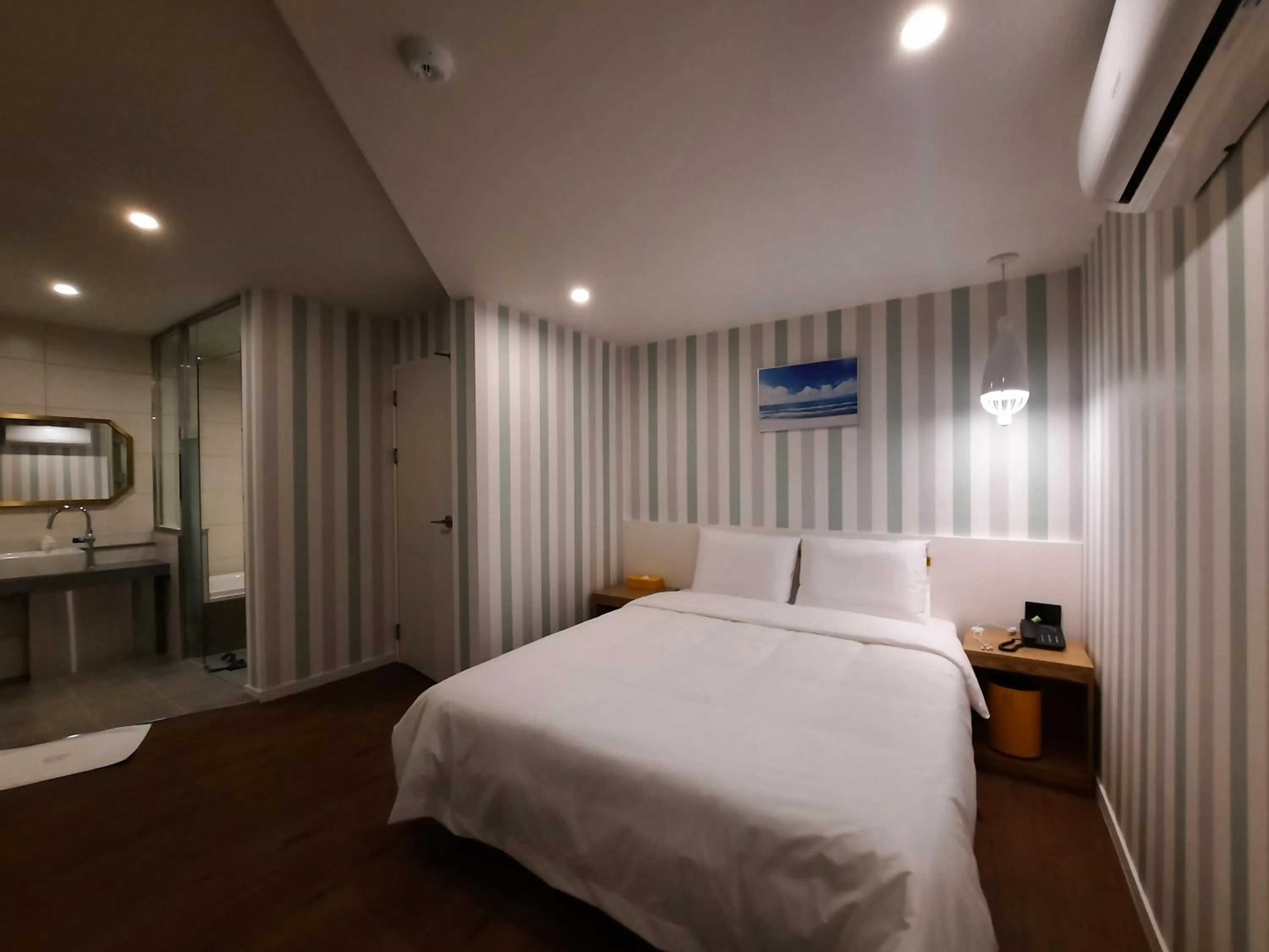 Bed in Rein Hotel Busan Yeonsan