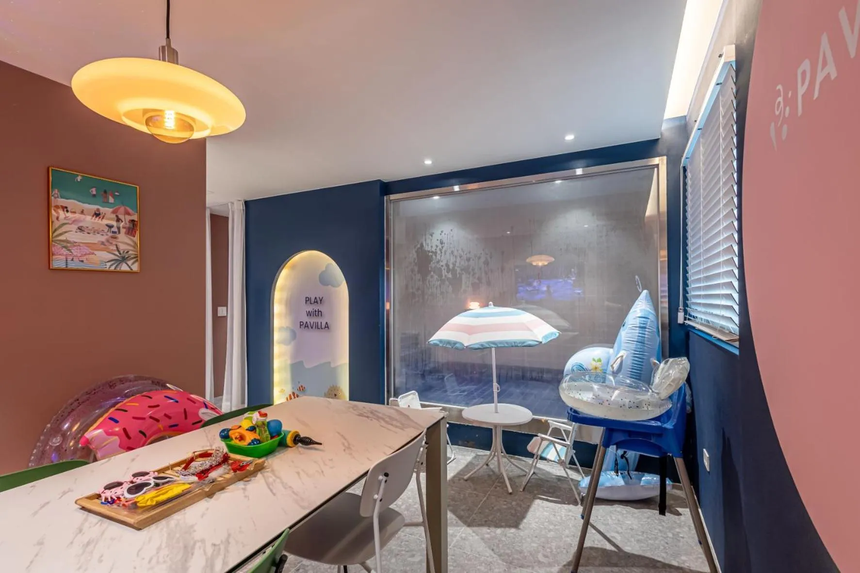 Swimming pool in Pavilla Hotel