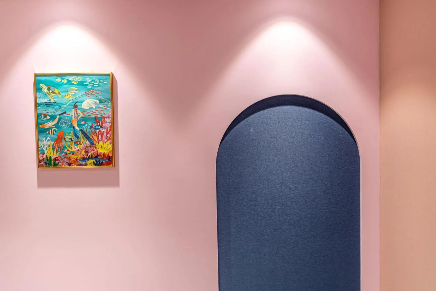 Decorative detail in Pavilla Hotel