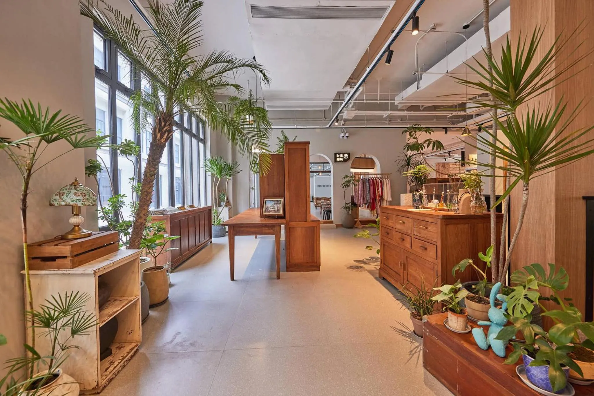 On-site shops in Yitel Hotel Shanghai ex Timeless Boutique House