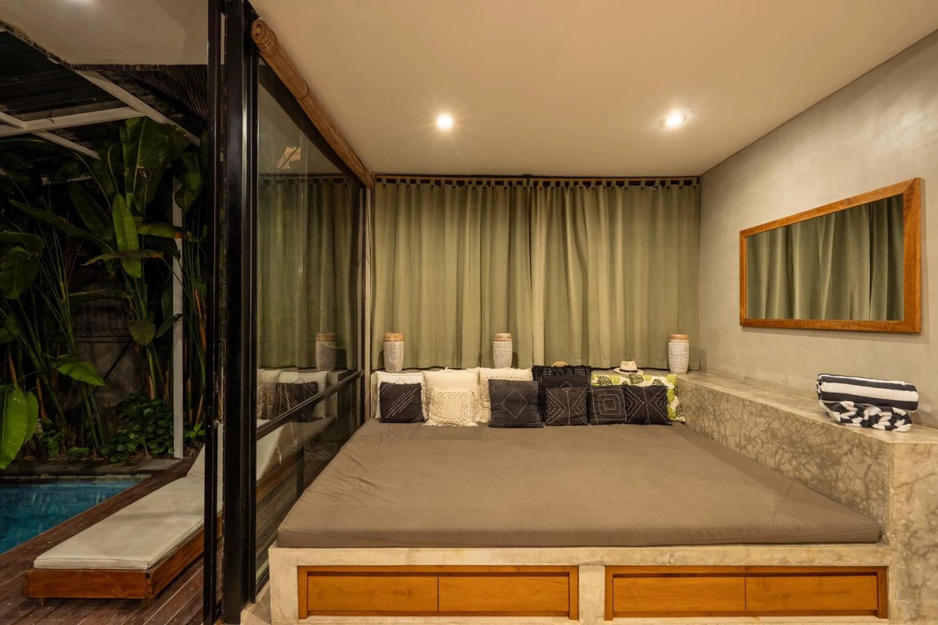 Living room, Bed in Kalino Villa by Betterplace