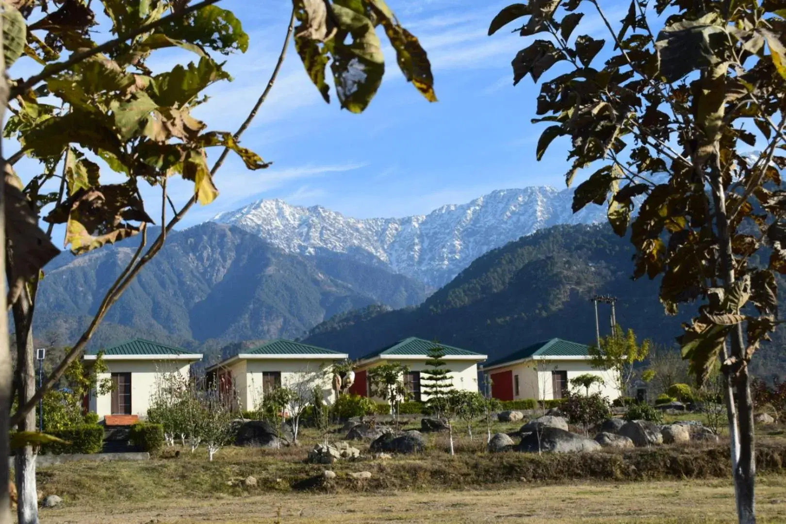 Property building in Dhauladhar View Village Resort Property building in Dhauladhar View Village Resort
