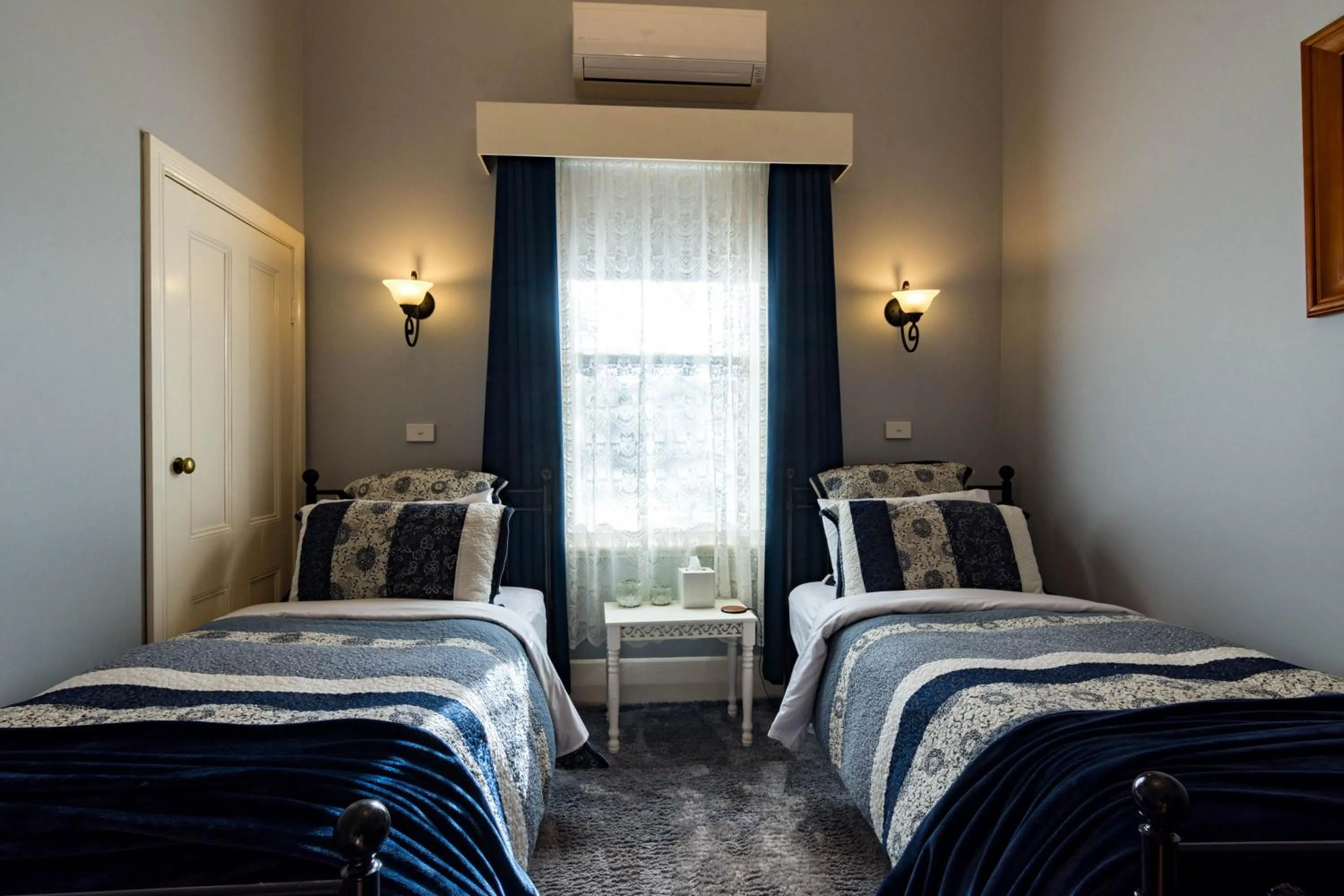 Bed in Heytesbury House