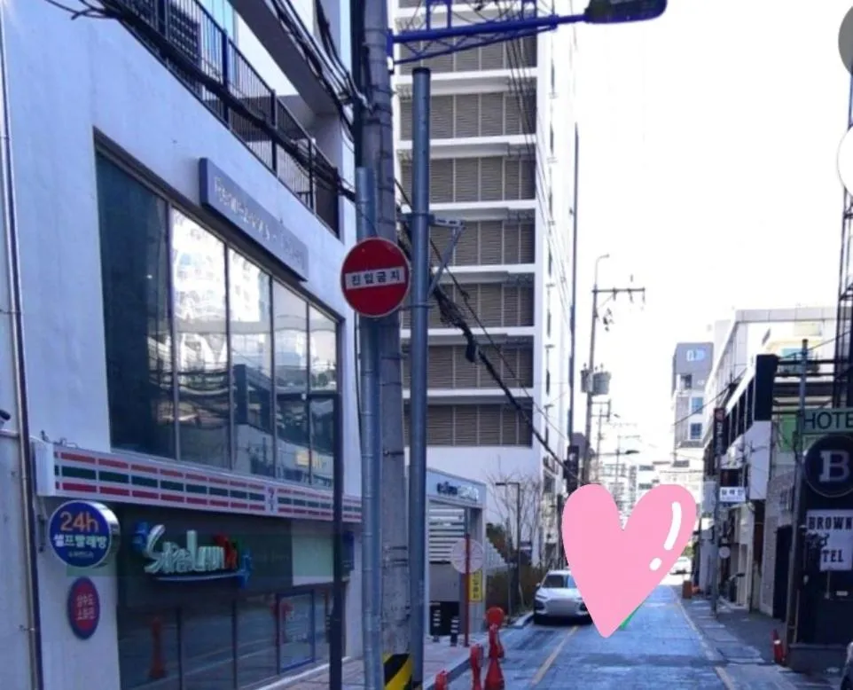 Brown-Dot Hotel Gwangalli beach