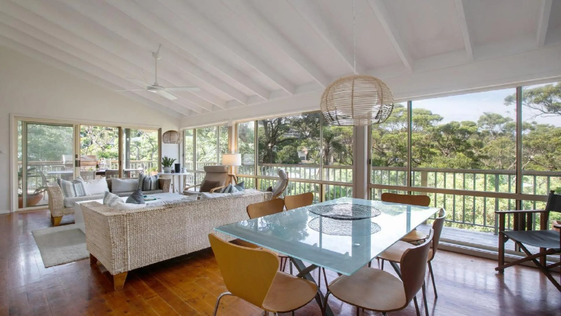 Sublime Beach Getaway, Spacious Balcony with BBQ