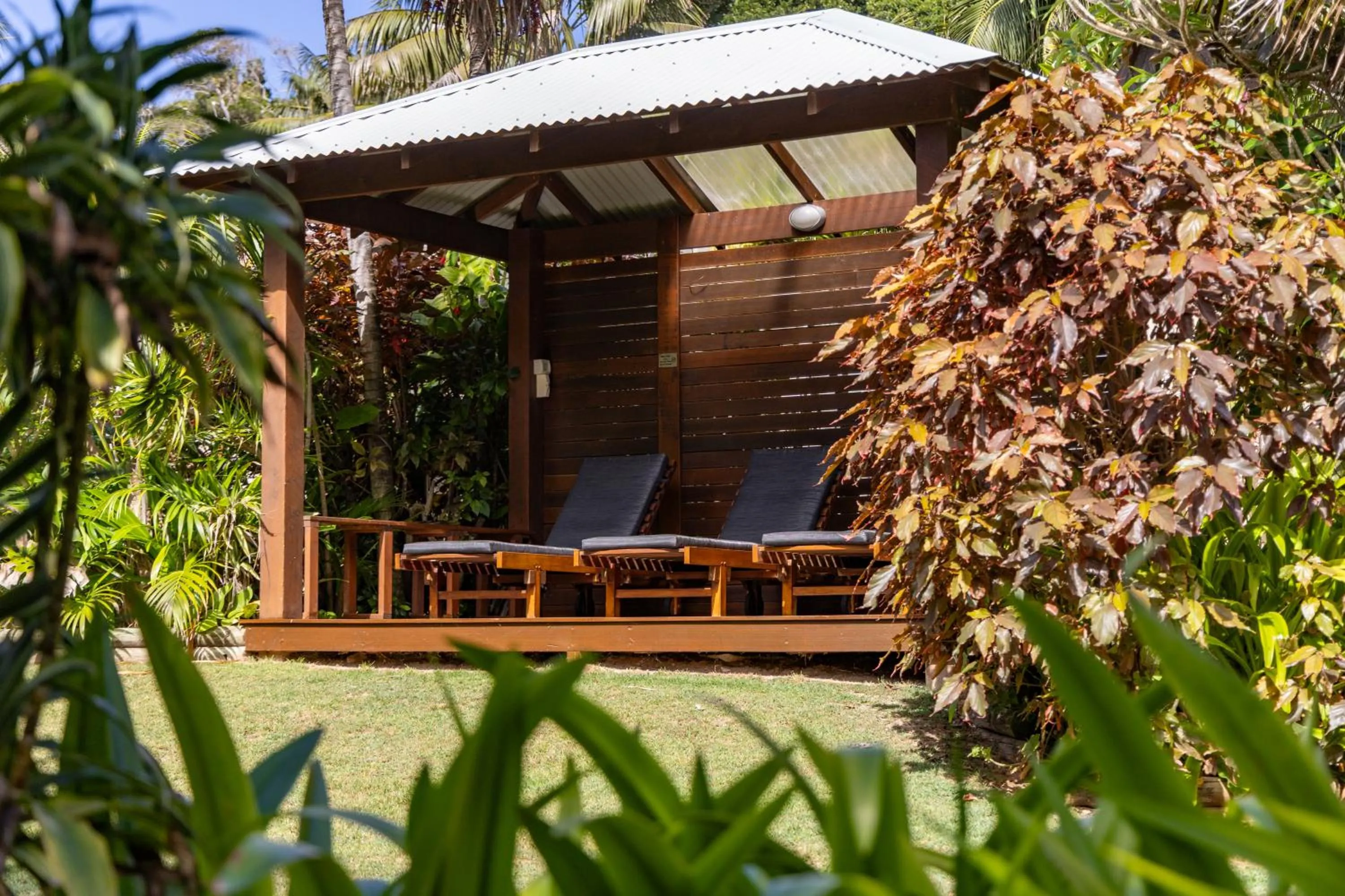 sunbed in Lorhiti Apartments