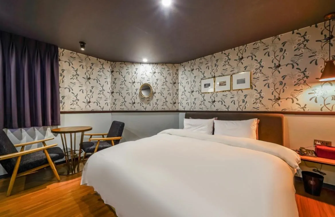 Brown Dot Hotel Daeyeon