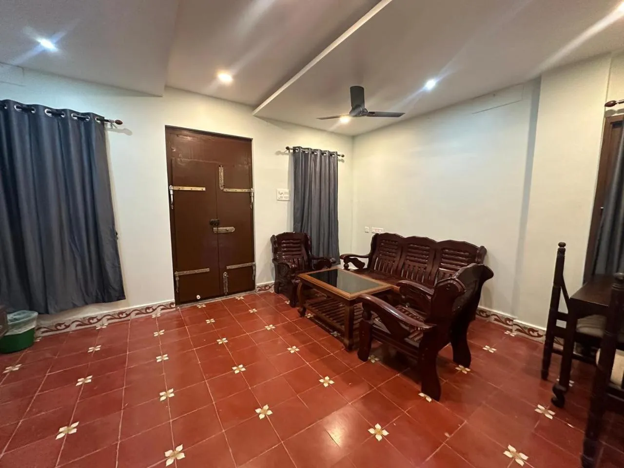 Living room in Serene Villa