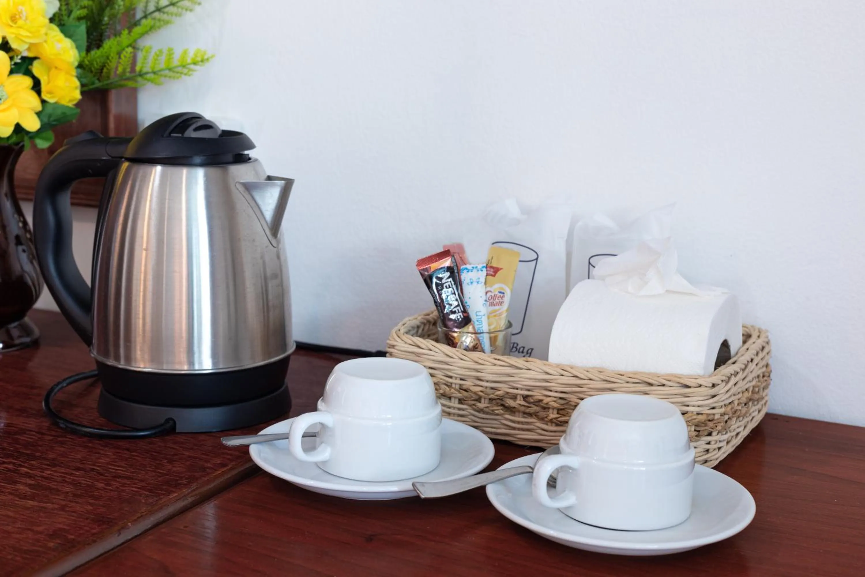 Coffee/tea facilities in Bevans Place Karon