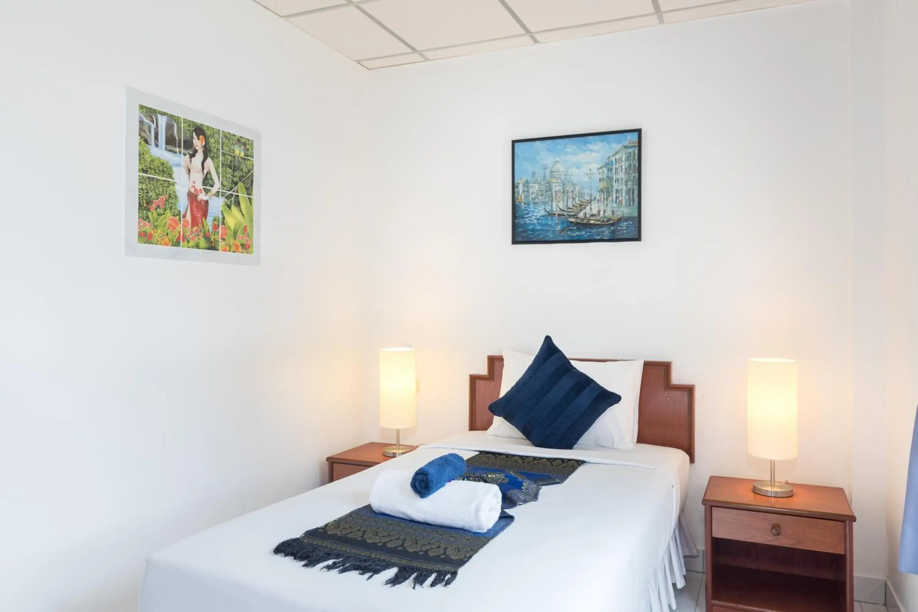 Bed in Bevans Place Karon Bed in Bevans Place Karon