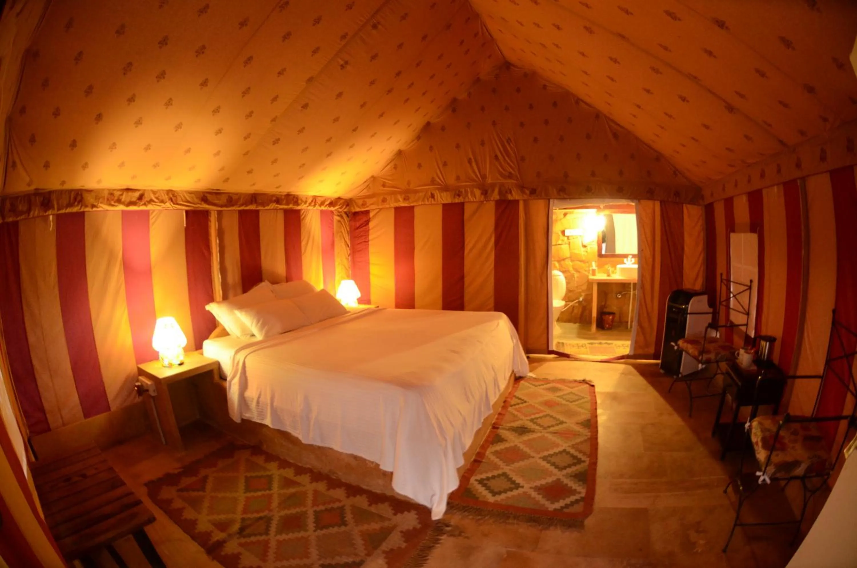 Bedroom, Bed in Damodra Desert Camp