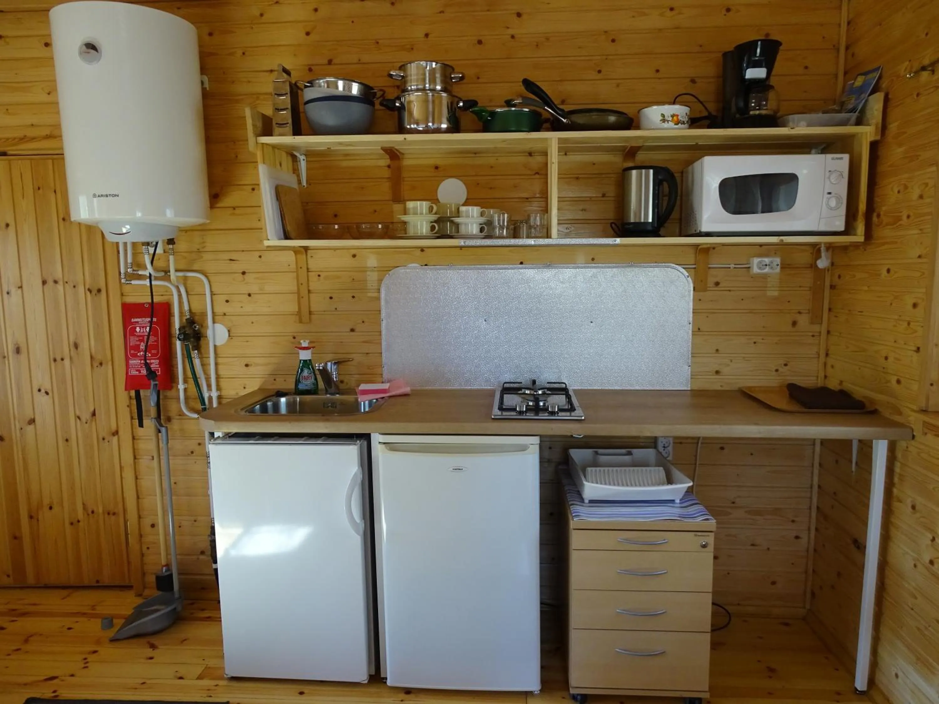 Coffee/tea facilities in Lomasaaret Cottages